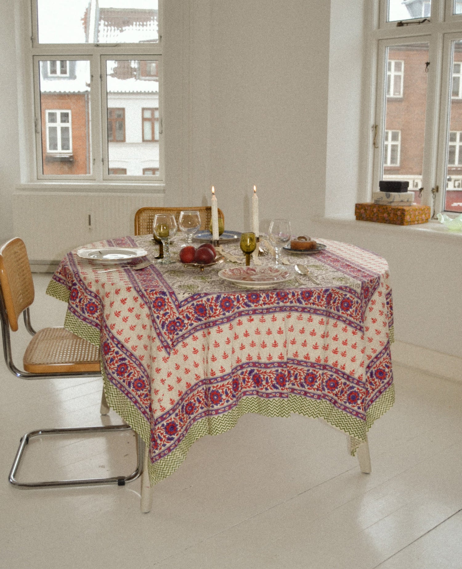 Noor Tablecloth - Purple Flower