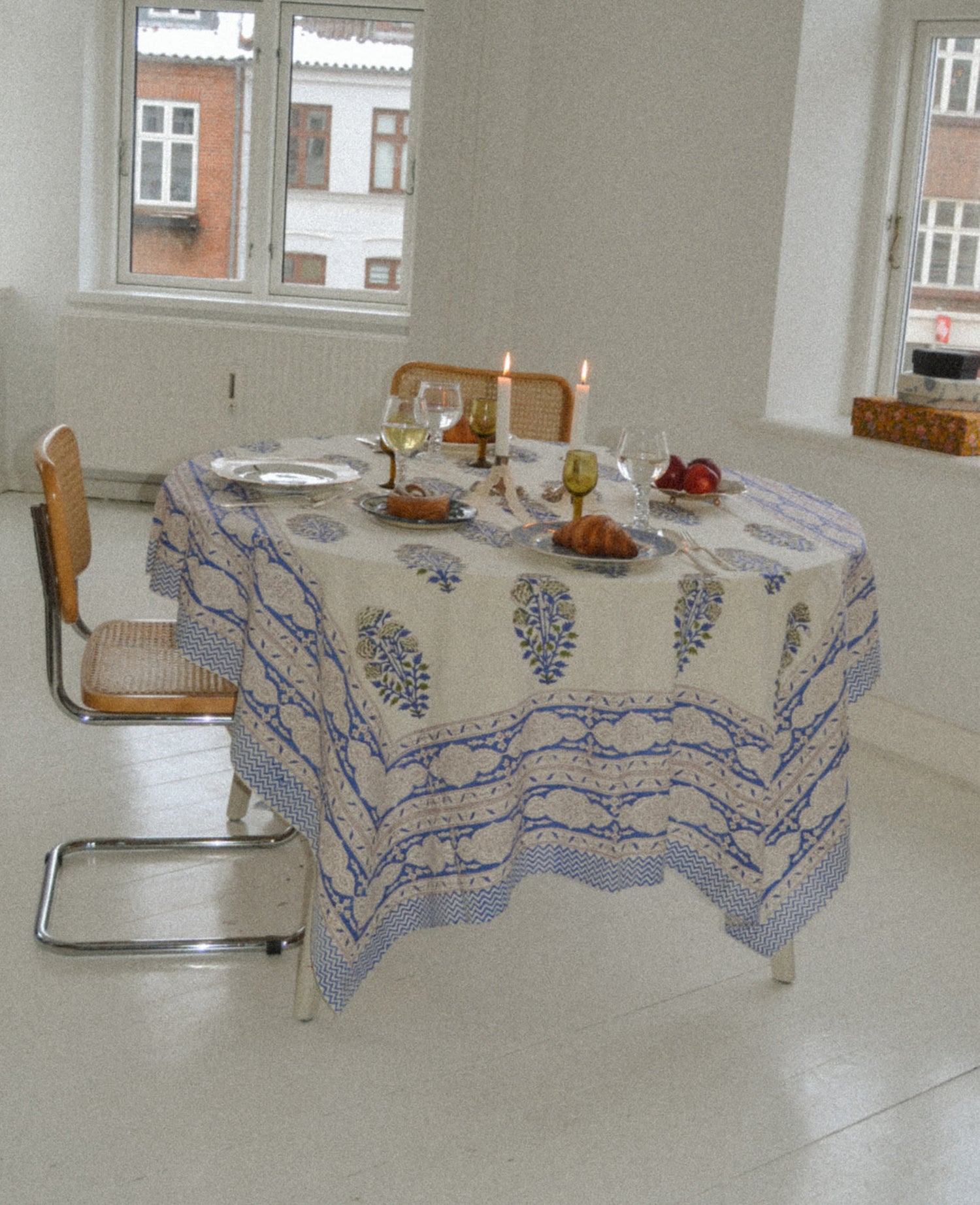 Noor Tablecloth - Royal Blue