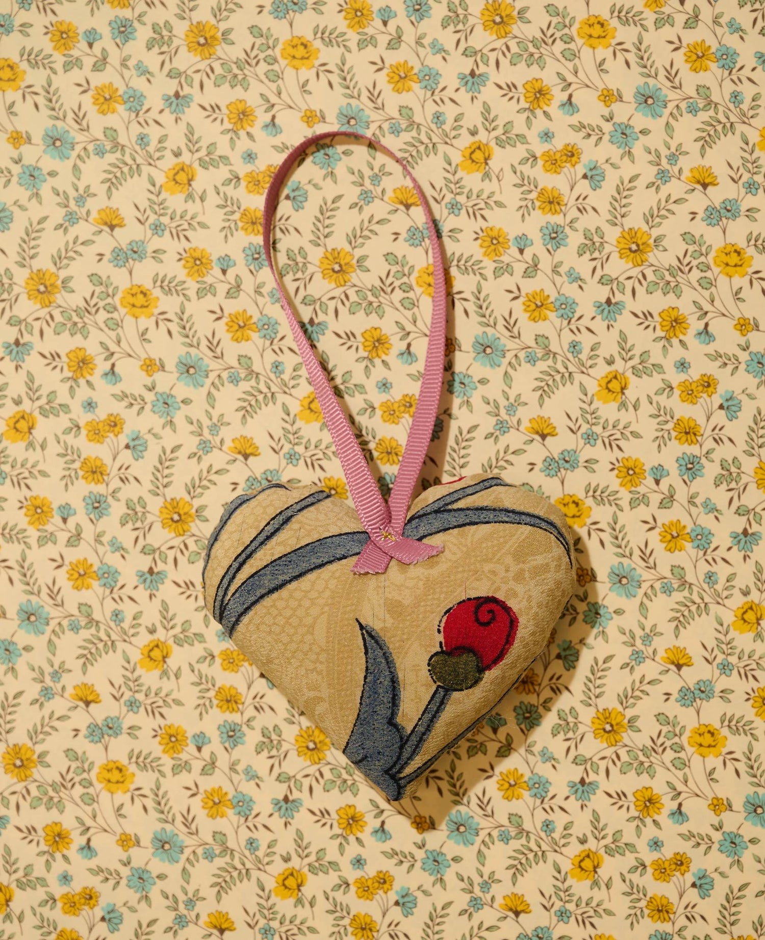 Megan Heart SILK Ornament - Sandstorm