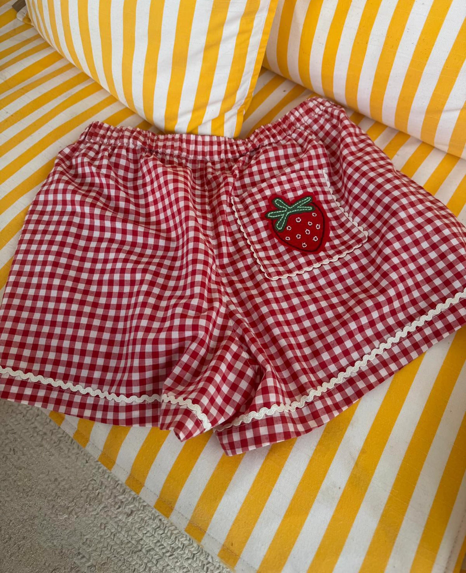 Bobbie Shorts - Red Checks