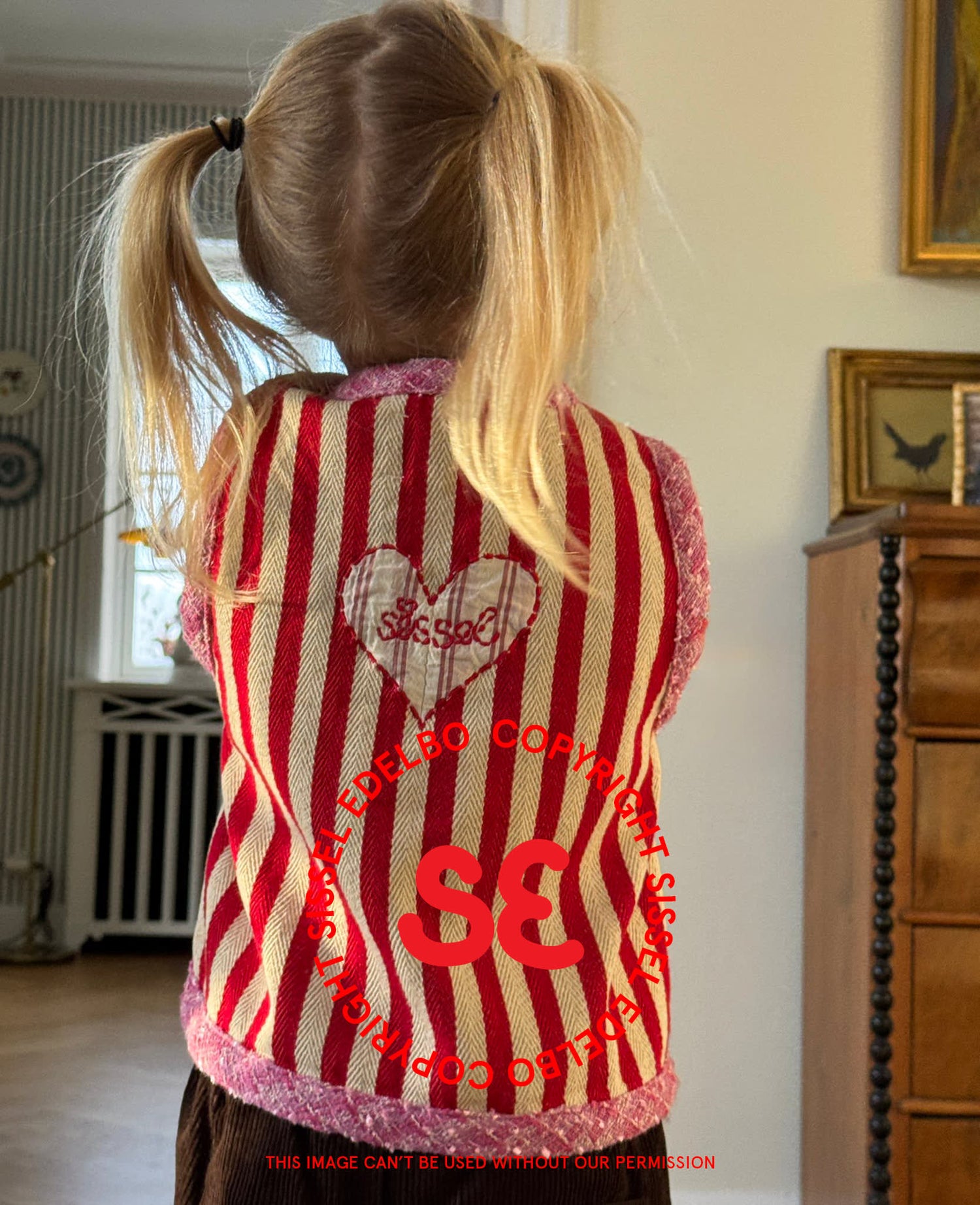 Como MINI Vest - Red Stripes