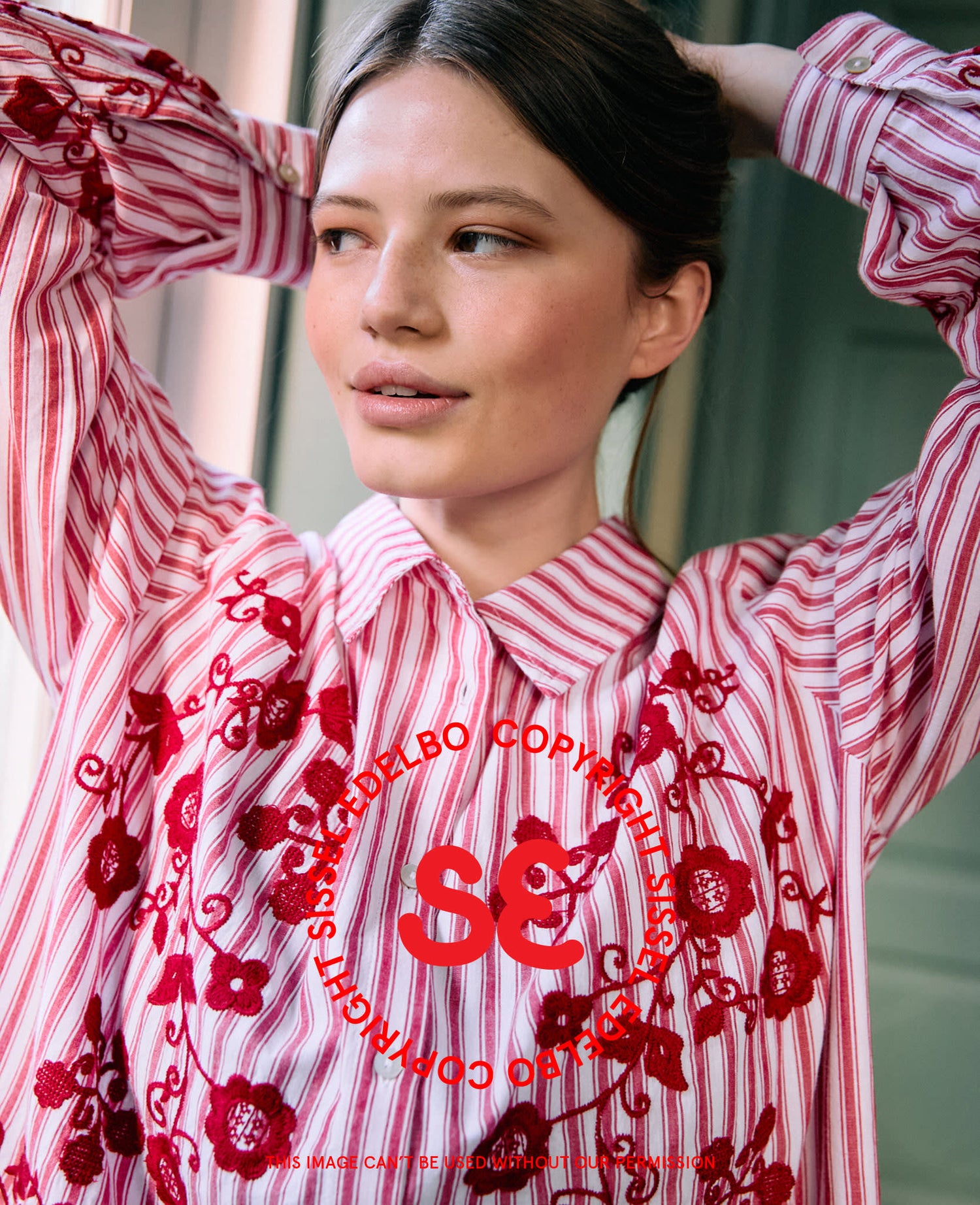 Cora Shirt - Red Flower