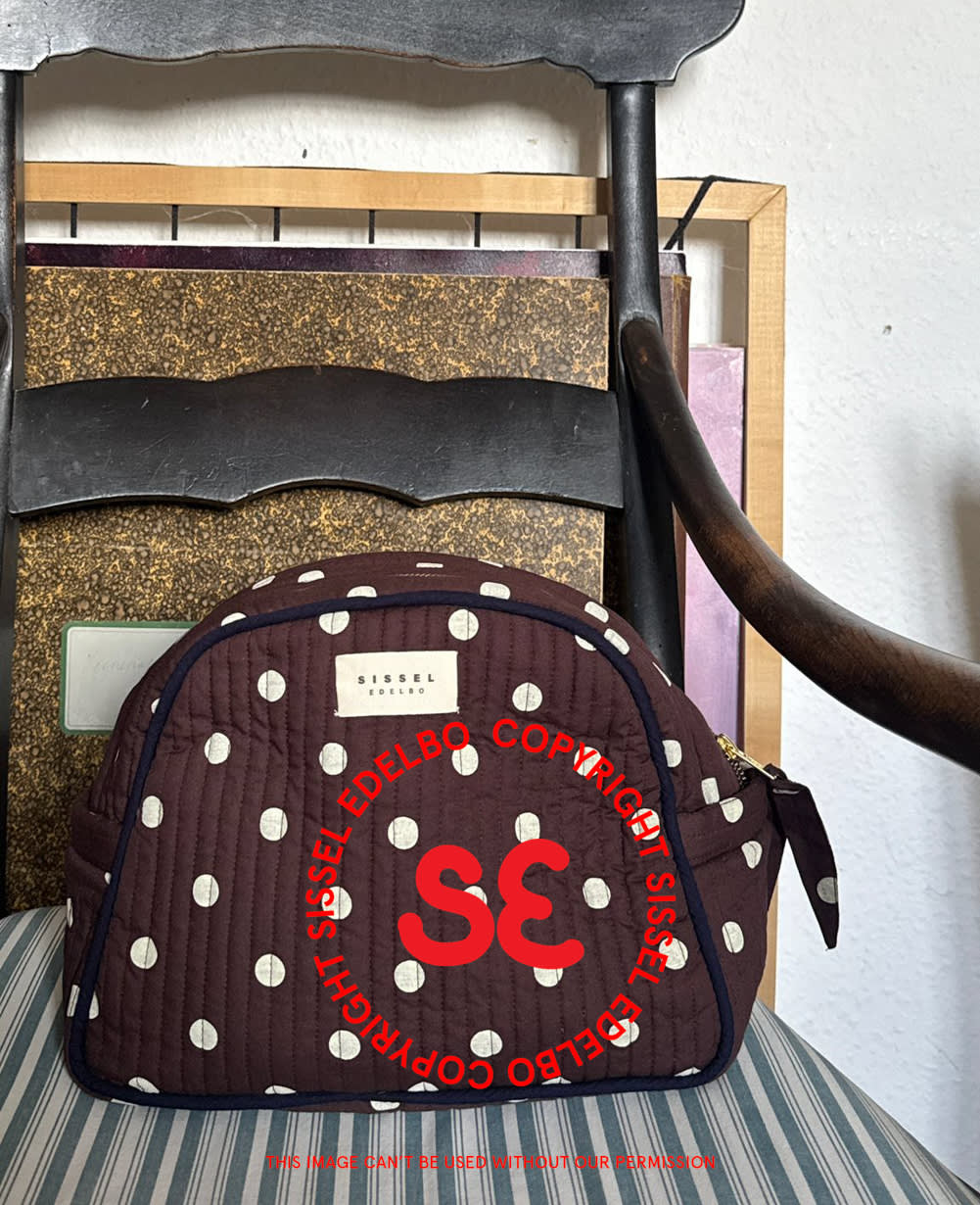 Karla Washbag - Brown Dot