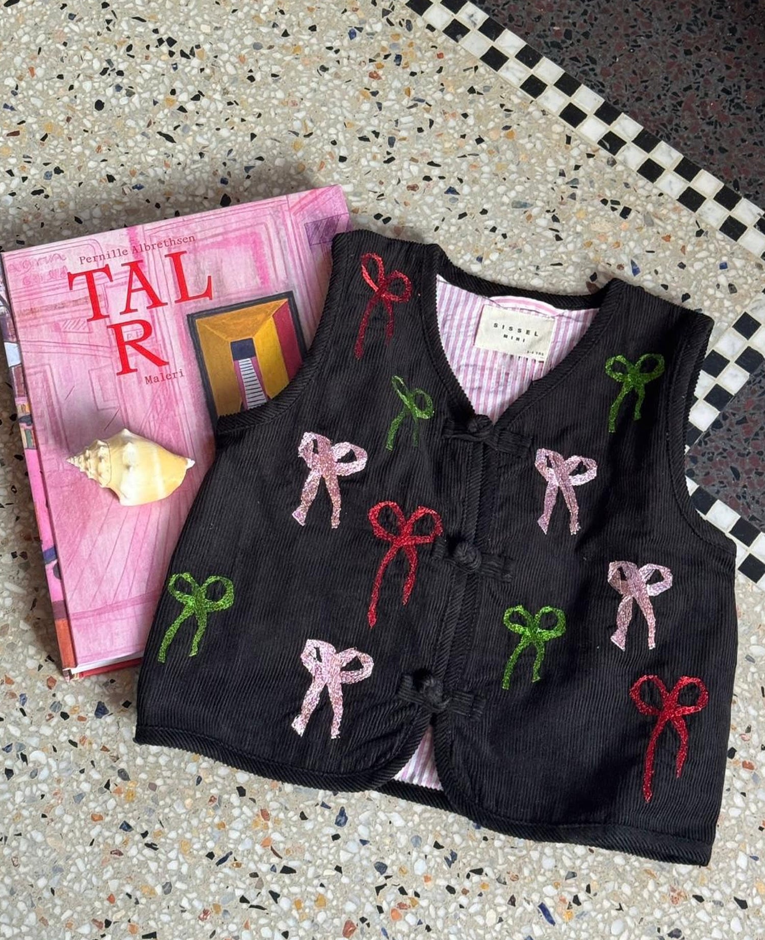 Rita MINI Vest - Black