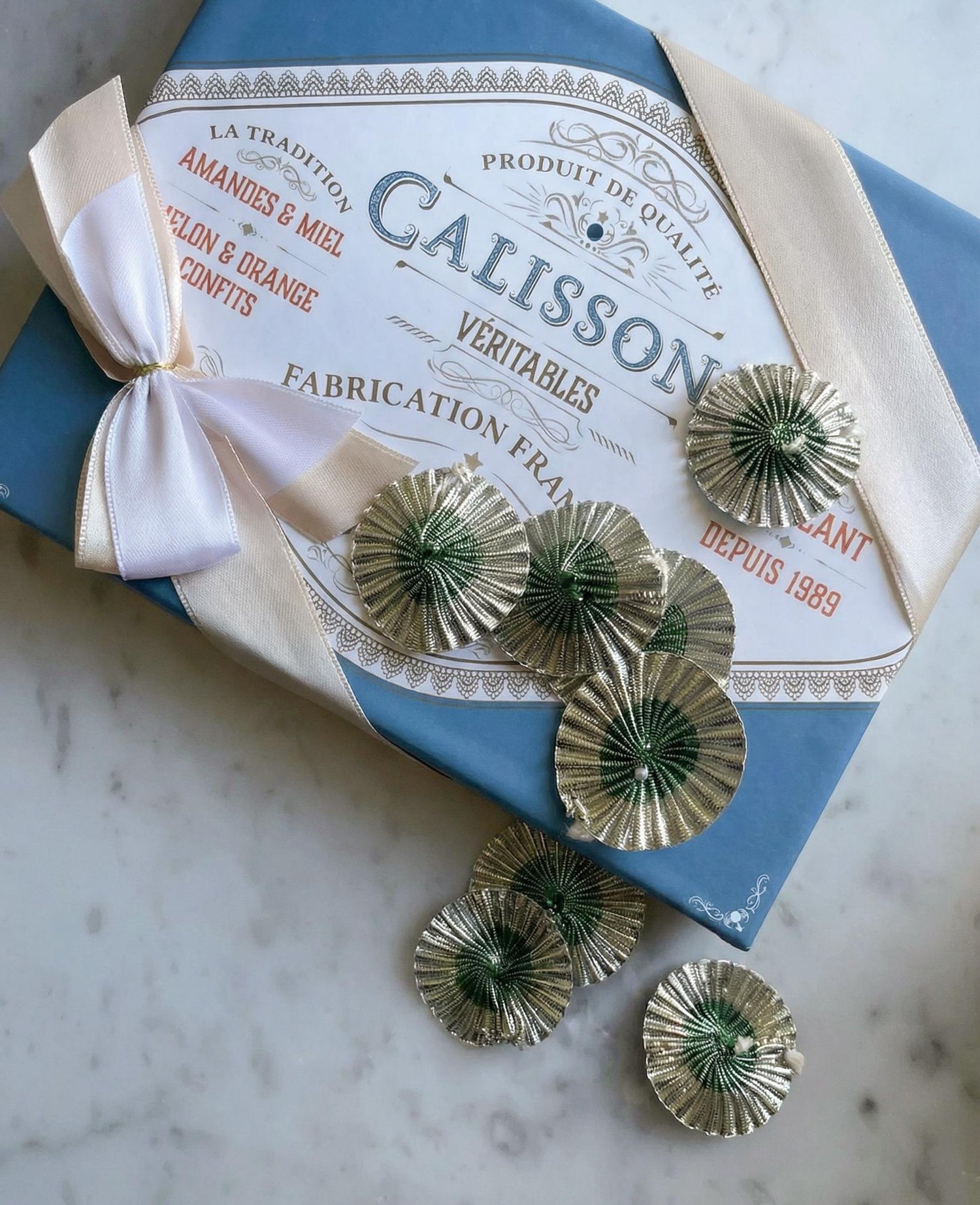 Metallic Celebration Rosettes 20 pc - Grass