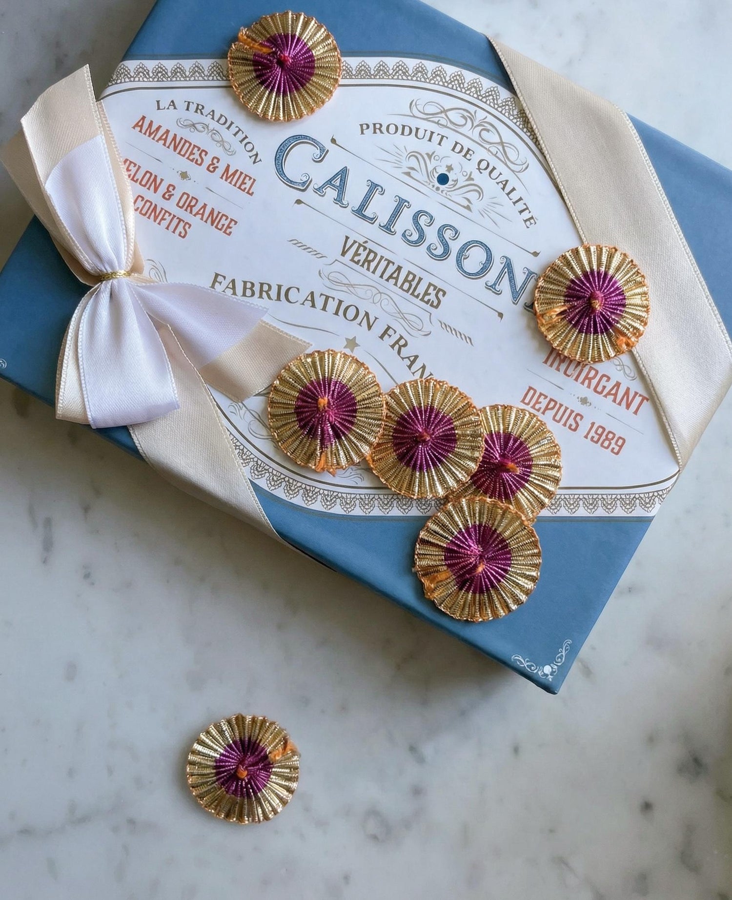 Metallic Celebration Rosettes 20 pc - Pink Sapphire