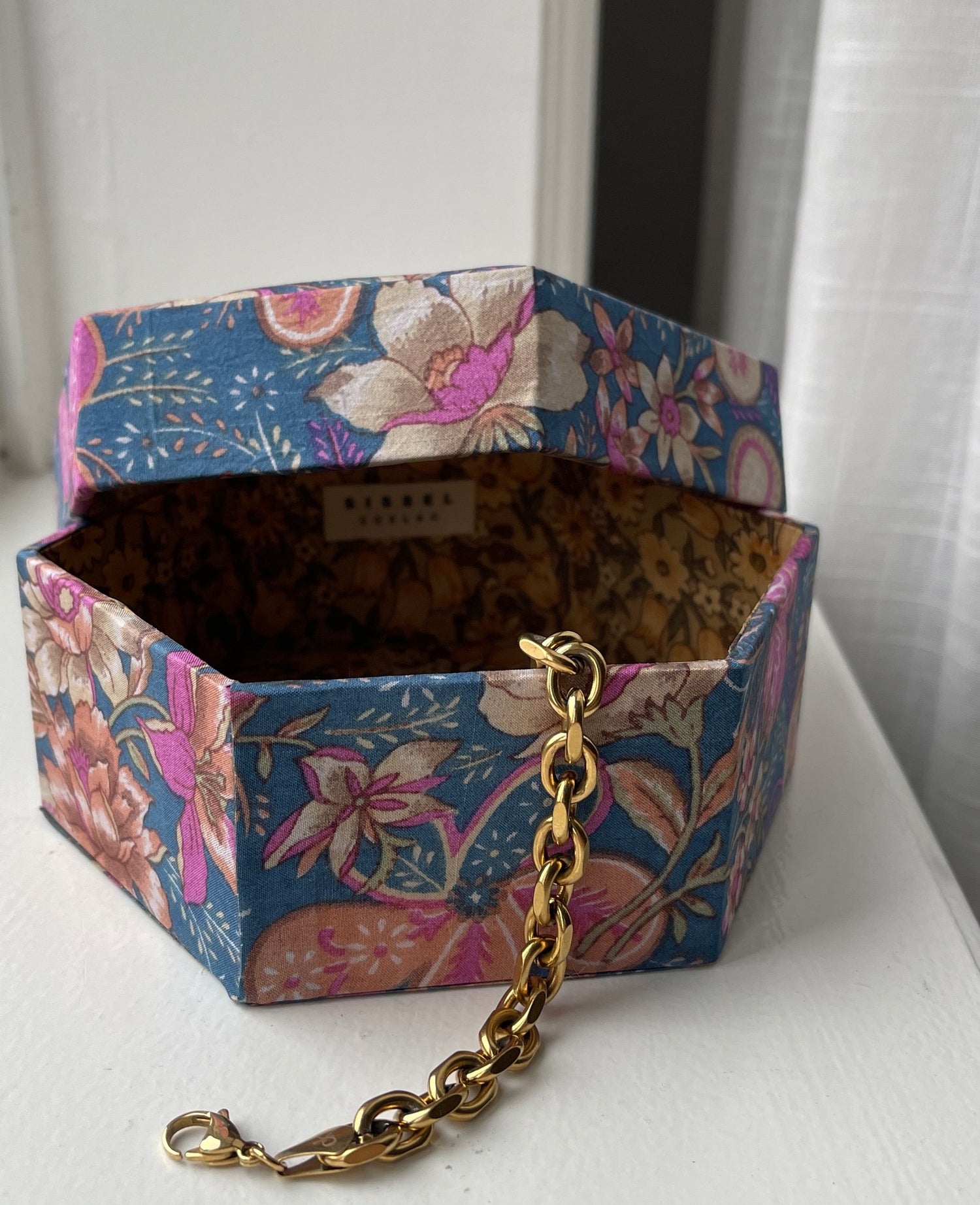 Susan Hexagon SILK Box - No. 1