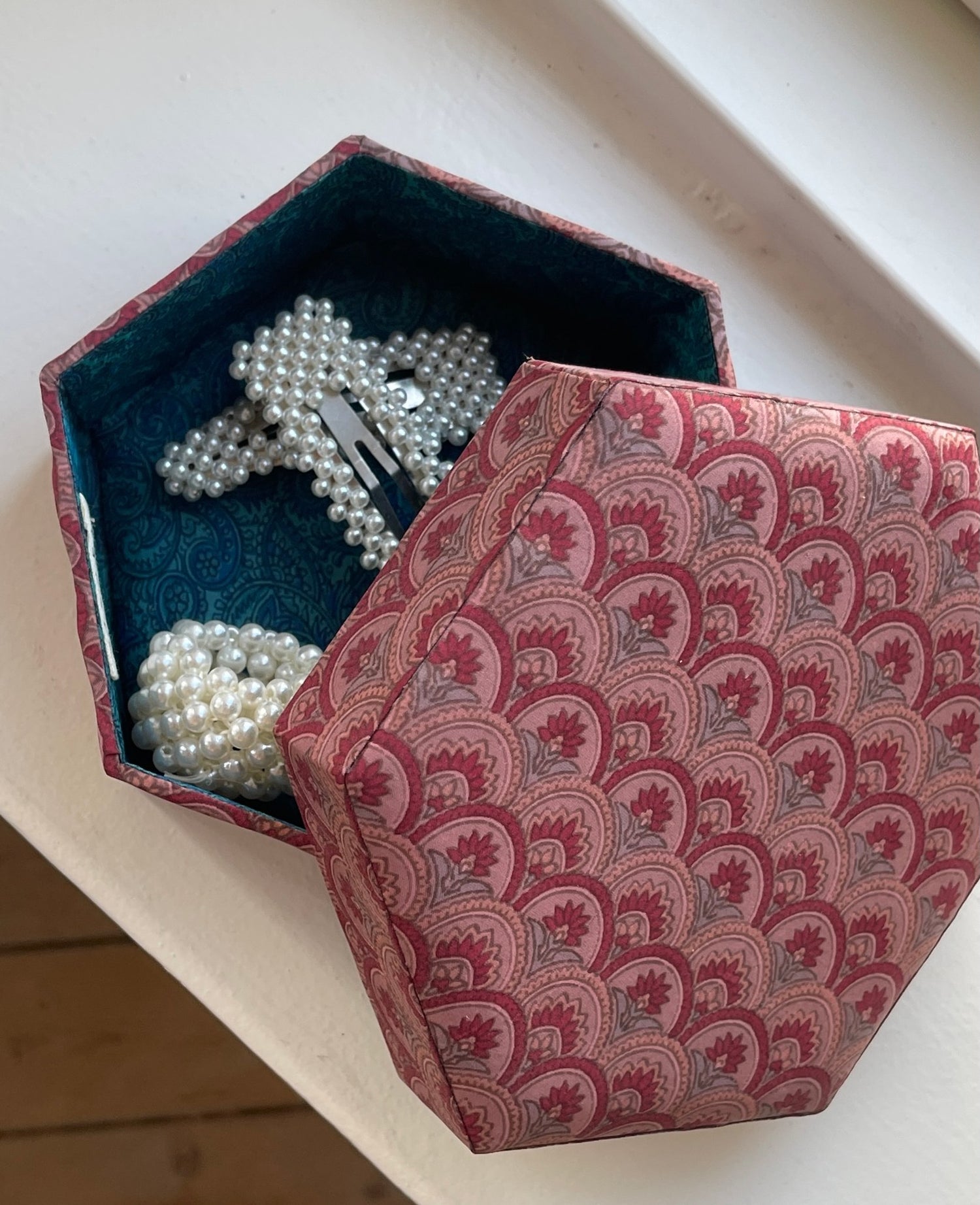 Susan Hexagon SILK Box - No. 2