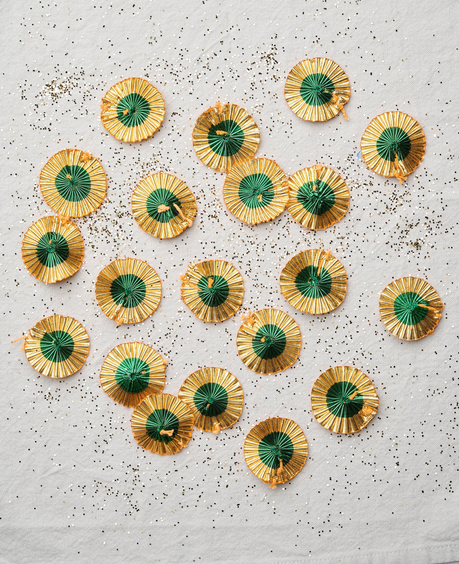 Metallic Celebration Rosettes 20 pc - Golden Emerald