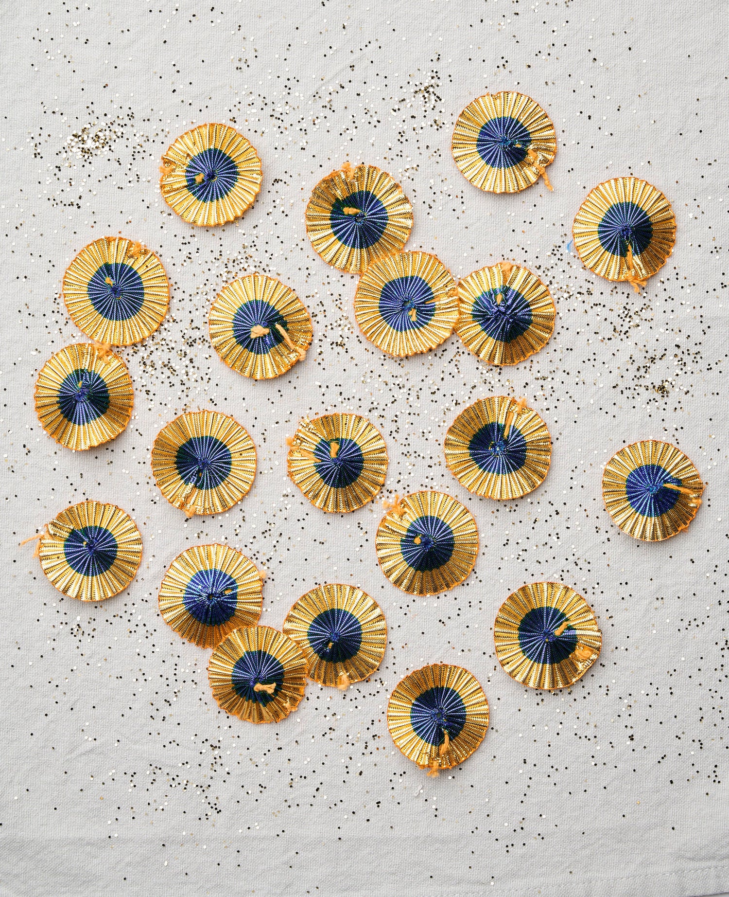 Metallic Celebration Rosettes 20 pc - Aurum Blue