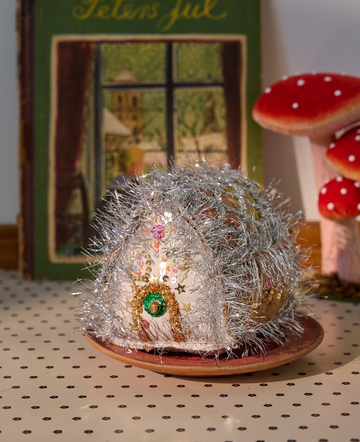 Gingerbread House - MEDIUM - No. 180