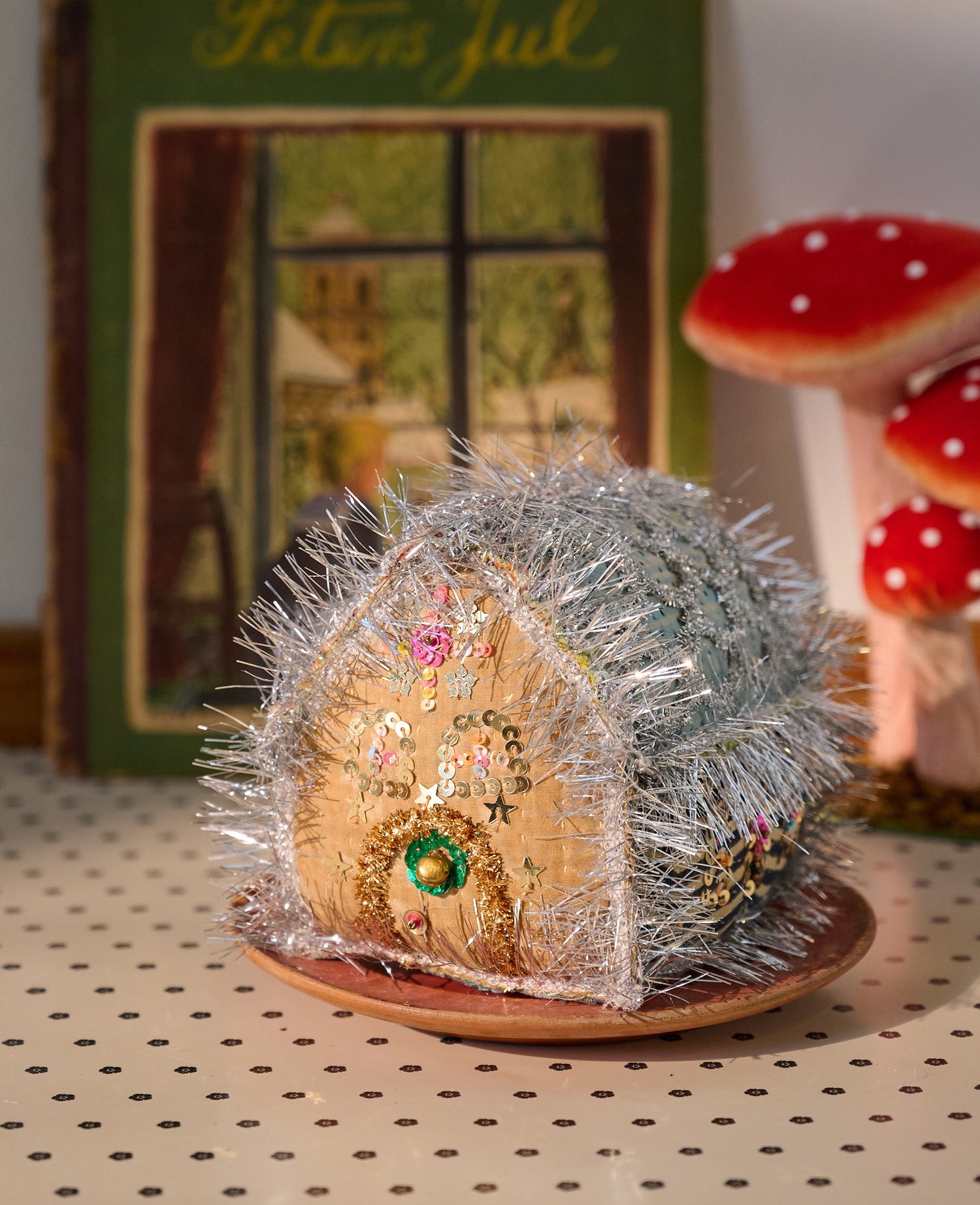 Gingerbread House - MEDIUM - No. 215