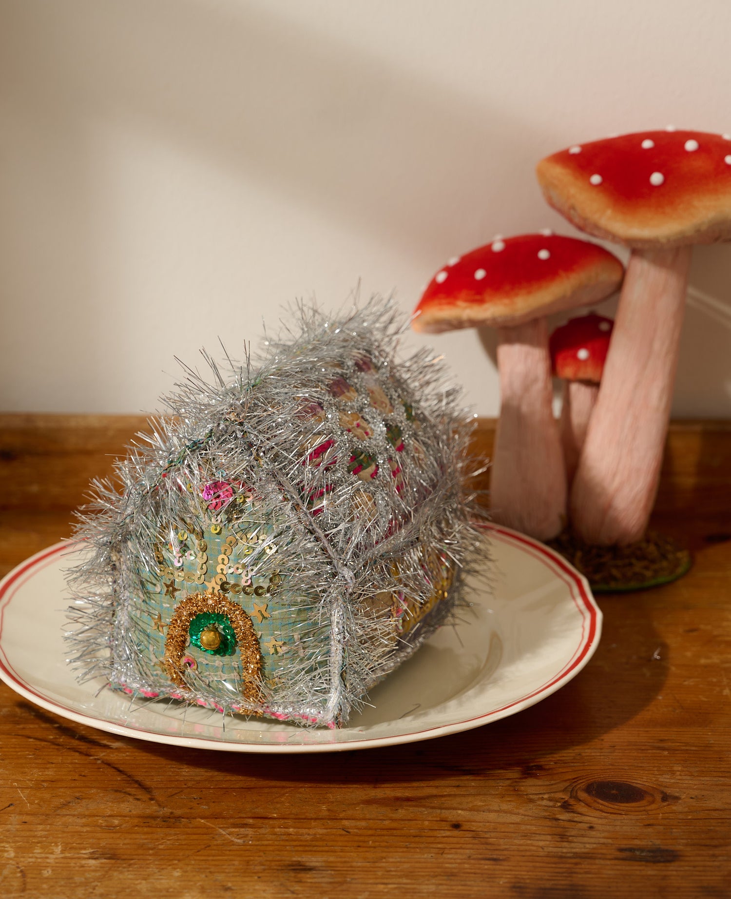 Gingerbread House - MEDIUM - No. 282