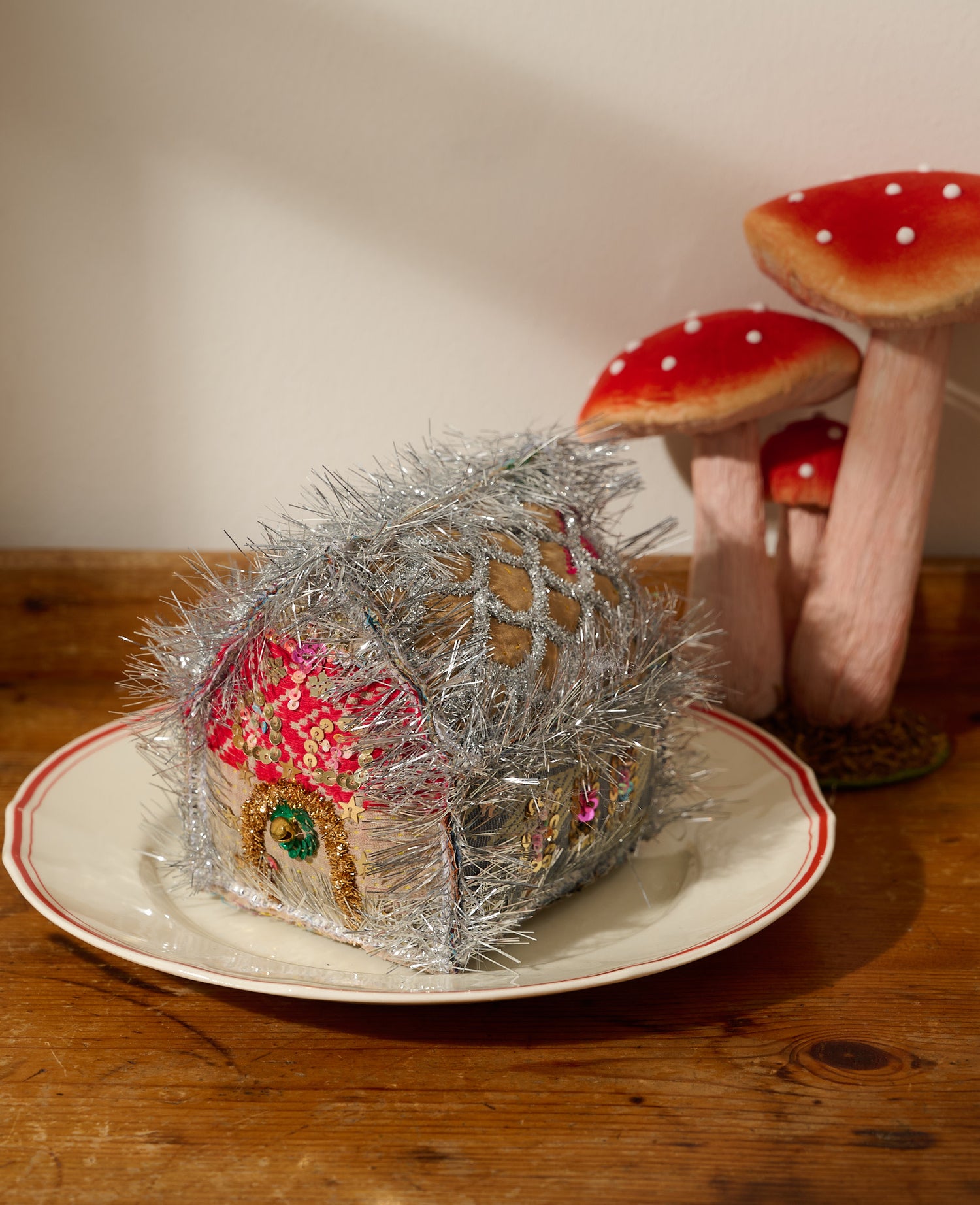Gingerbread House - MEDIUM - No. 310