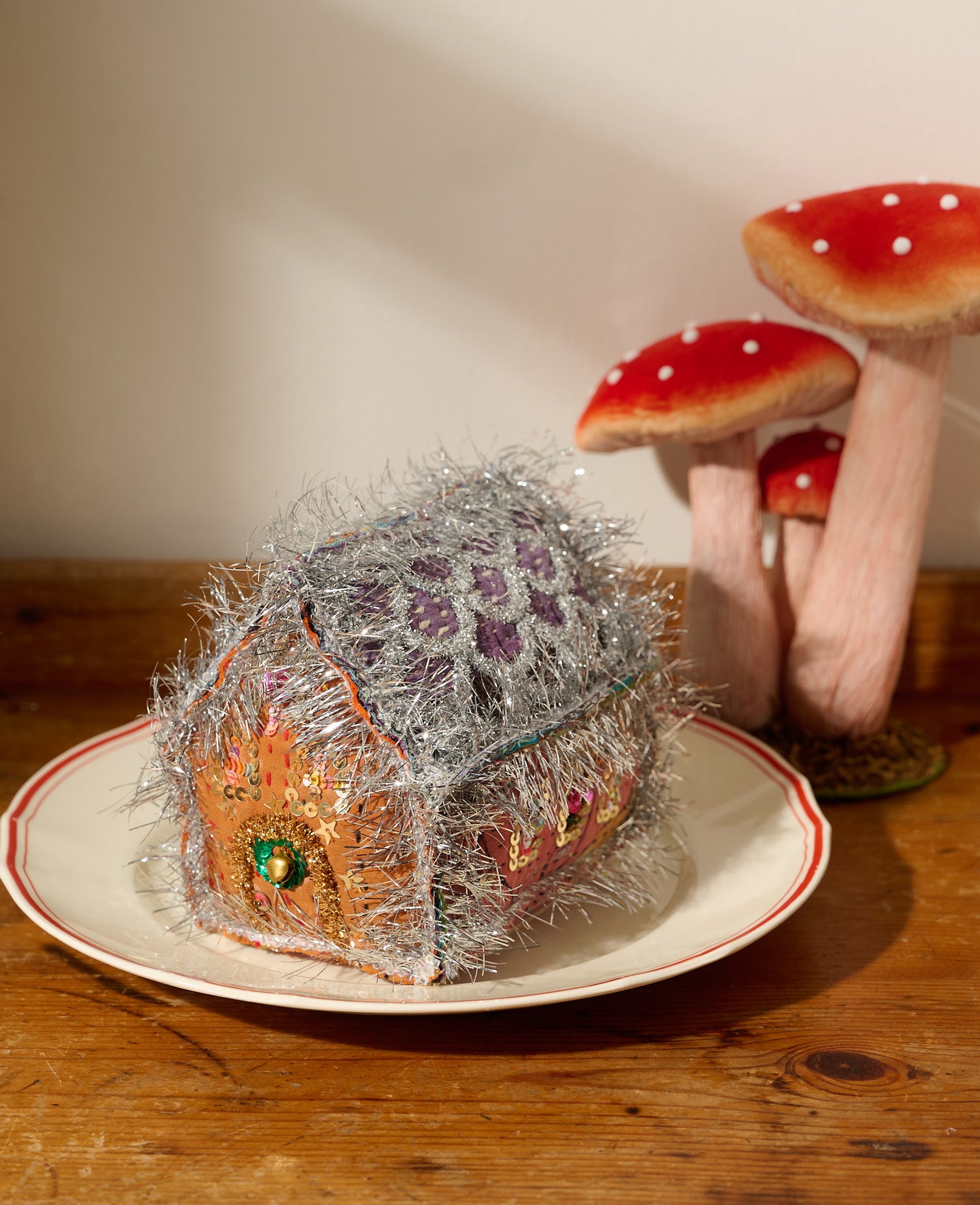 Gingerbread House - MEDIUM - No. 339