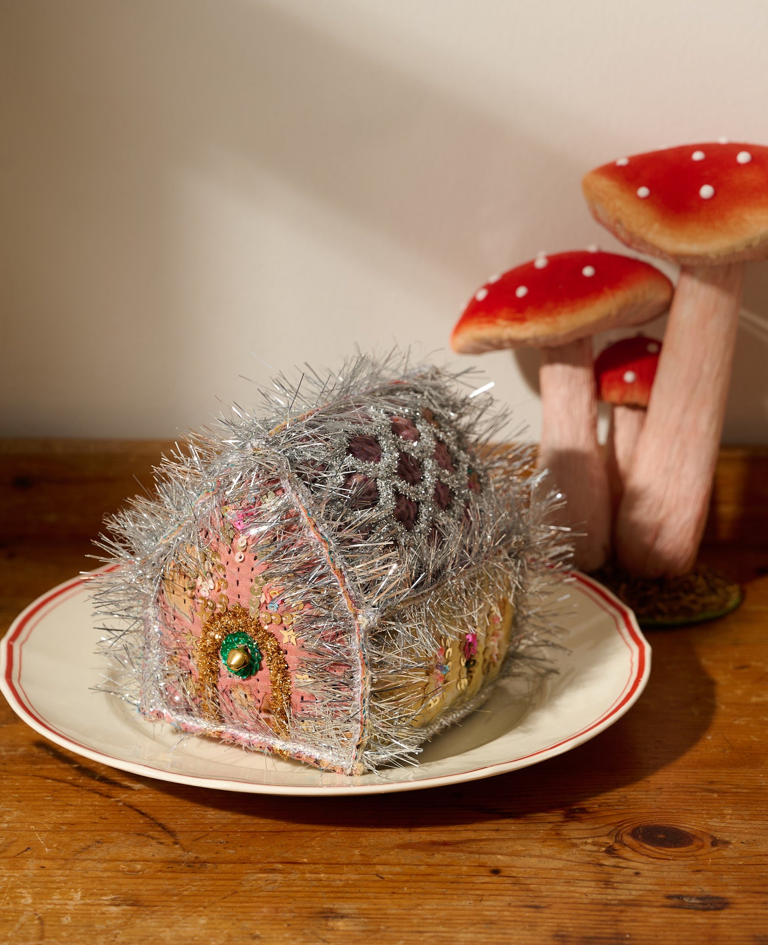 Gingerbread House - MEDIUM - No. 376