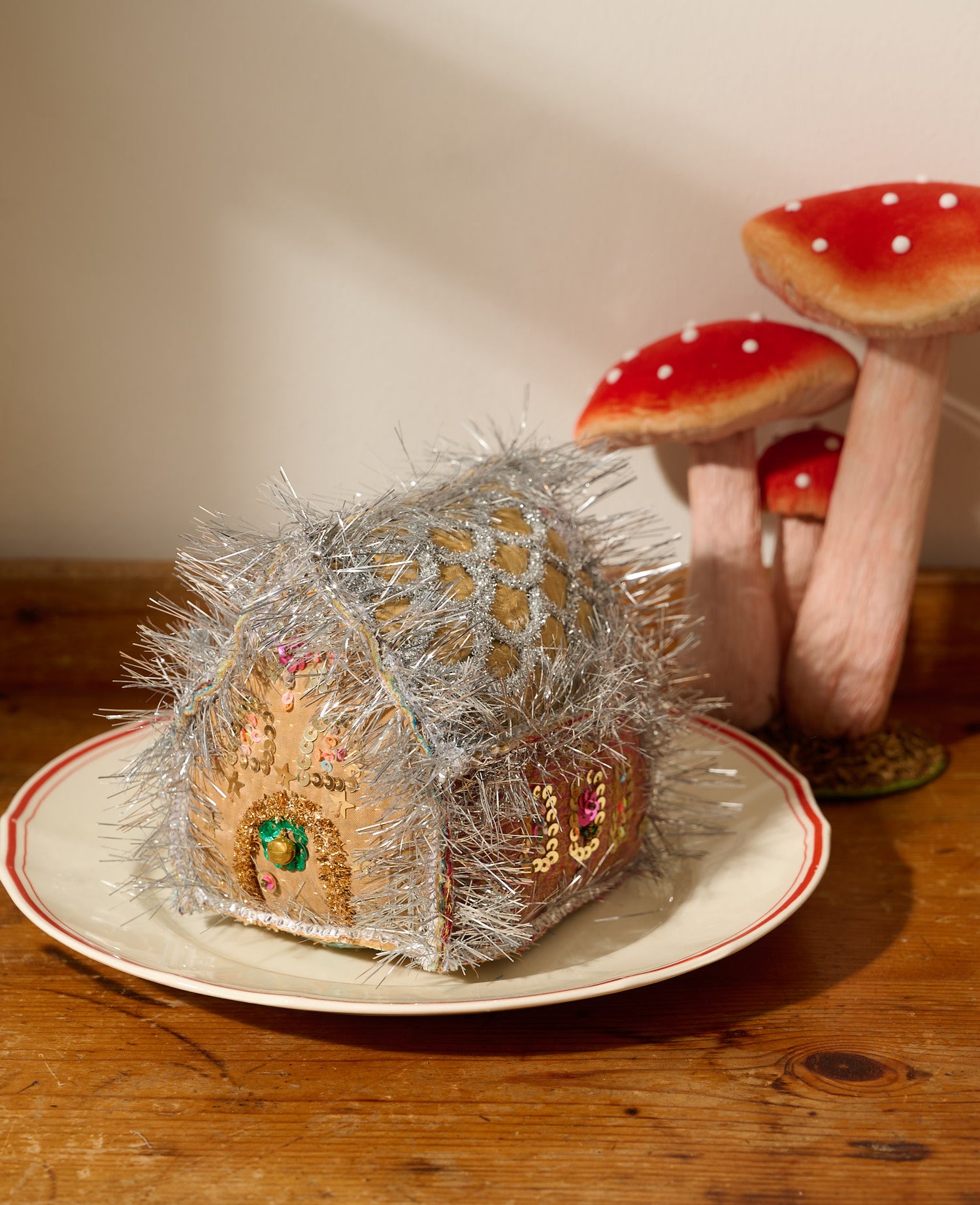 Gingerbread House - MEDIUM - No. 388