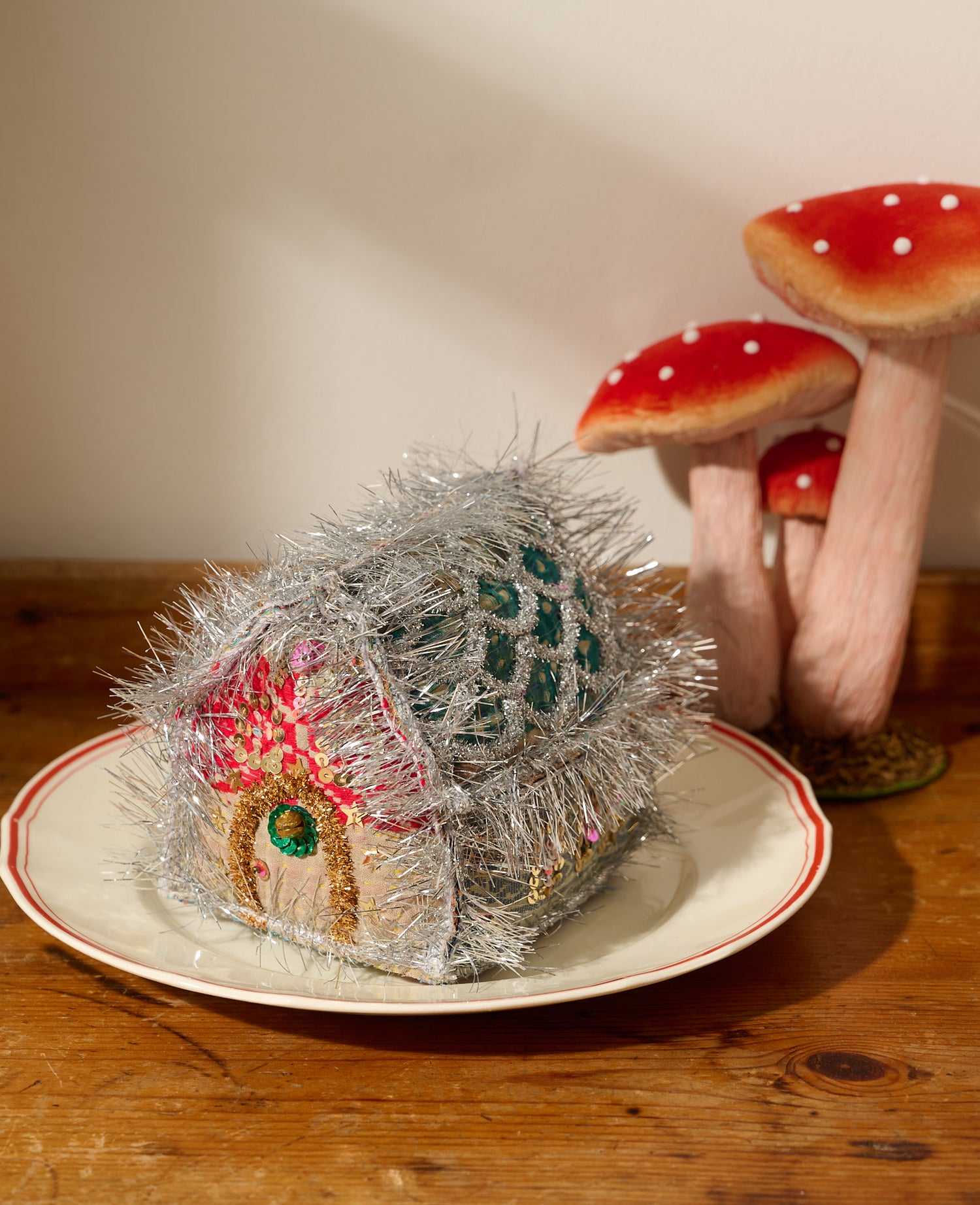 Gingerbread House - MEDIUM - No. 401