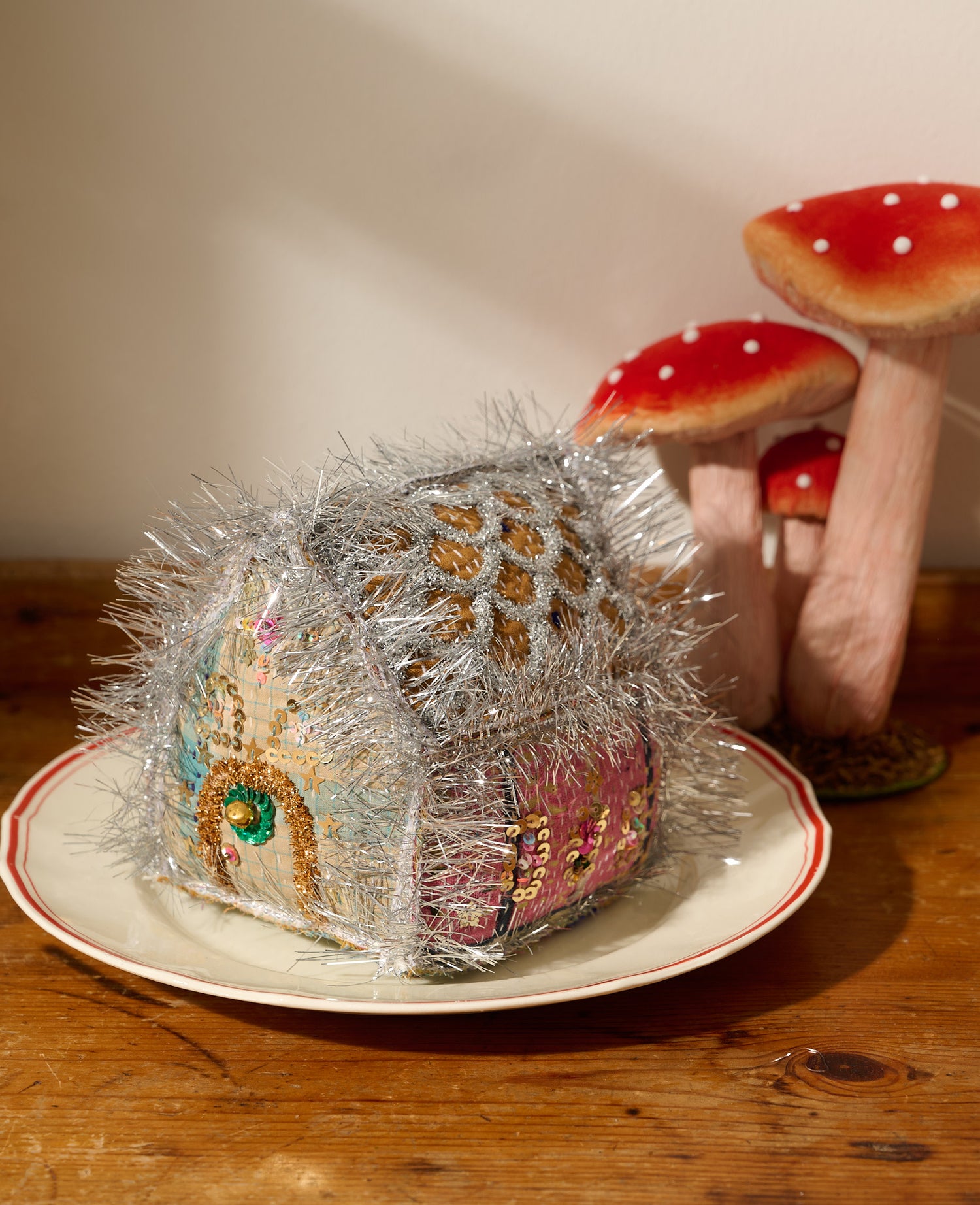Gingerbread House - MEDIUM - No. 409
