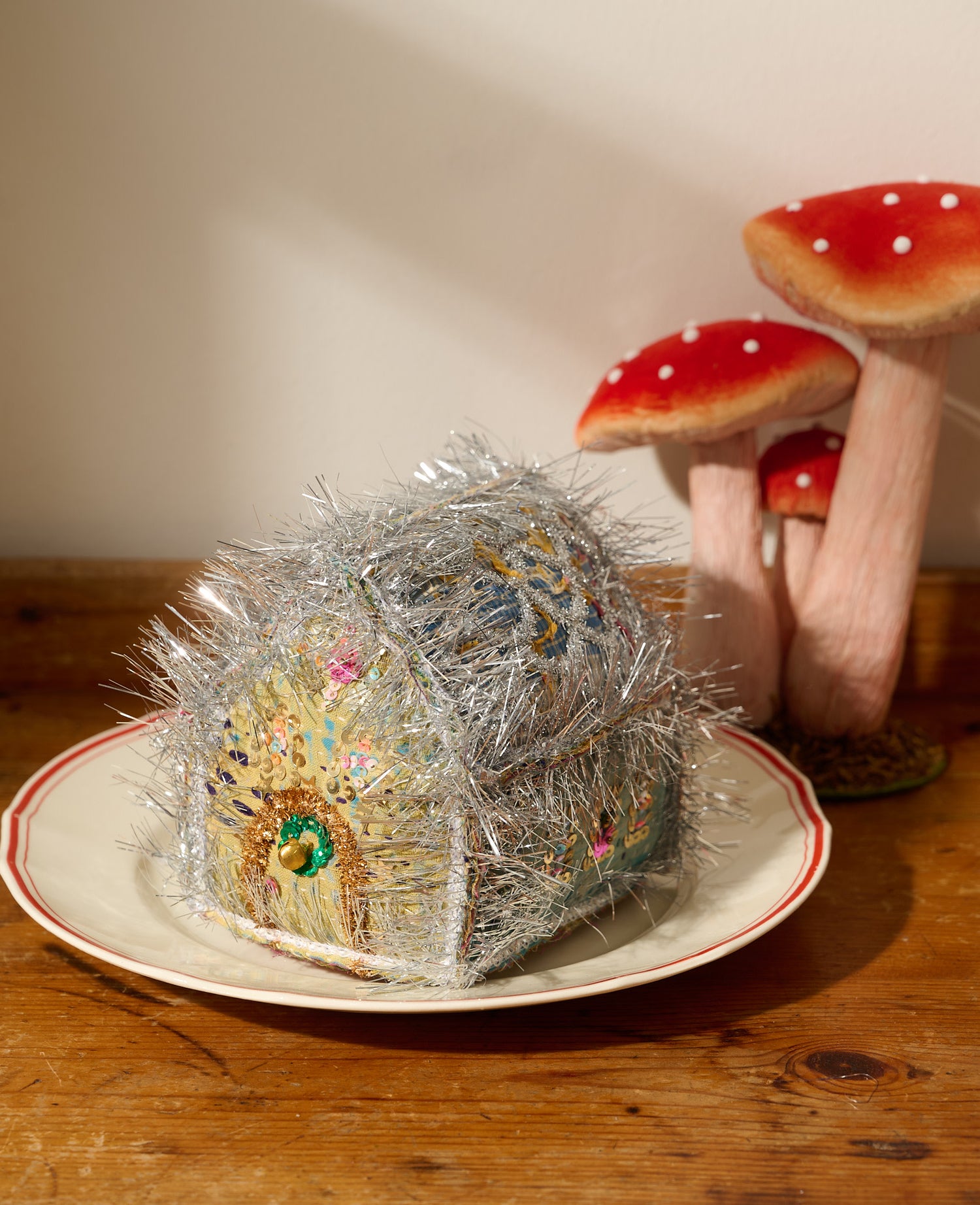 Gingerbread House - MEDIUM - No. 421