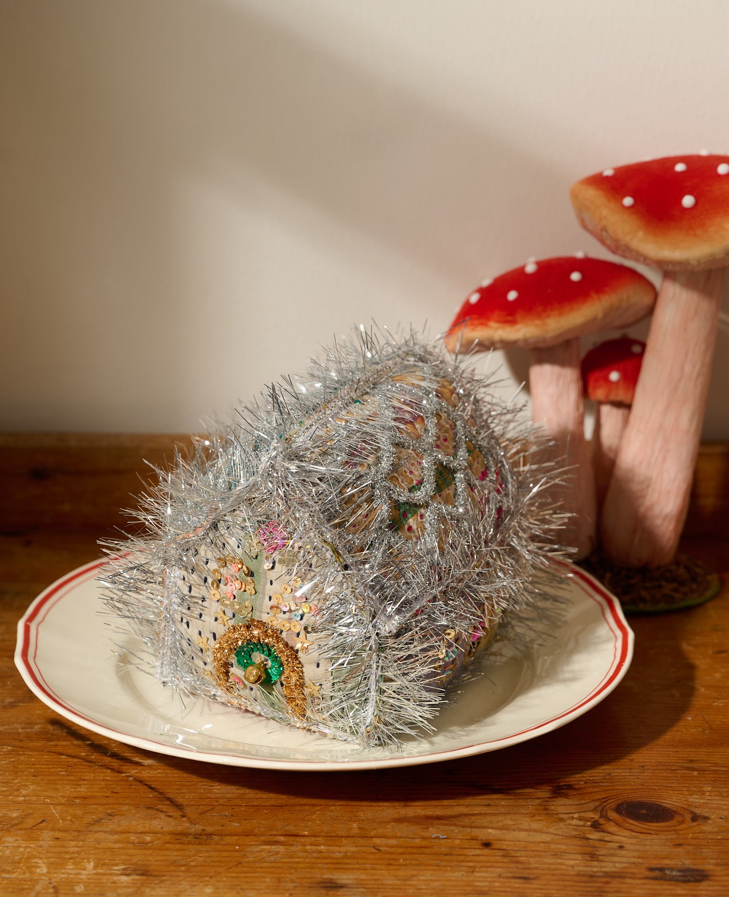 Gingerbread House - MEDIUM - No. 460