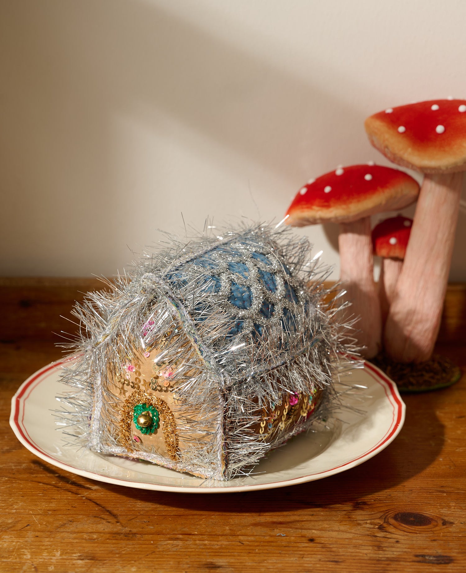 Gingerbread House - MEDIUM - No. 462