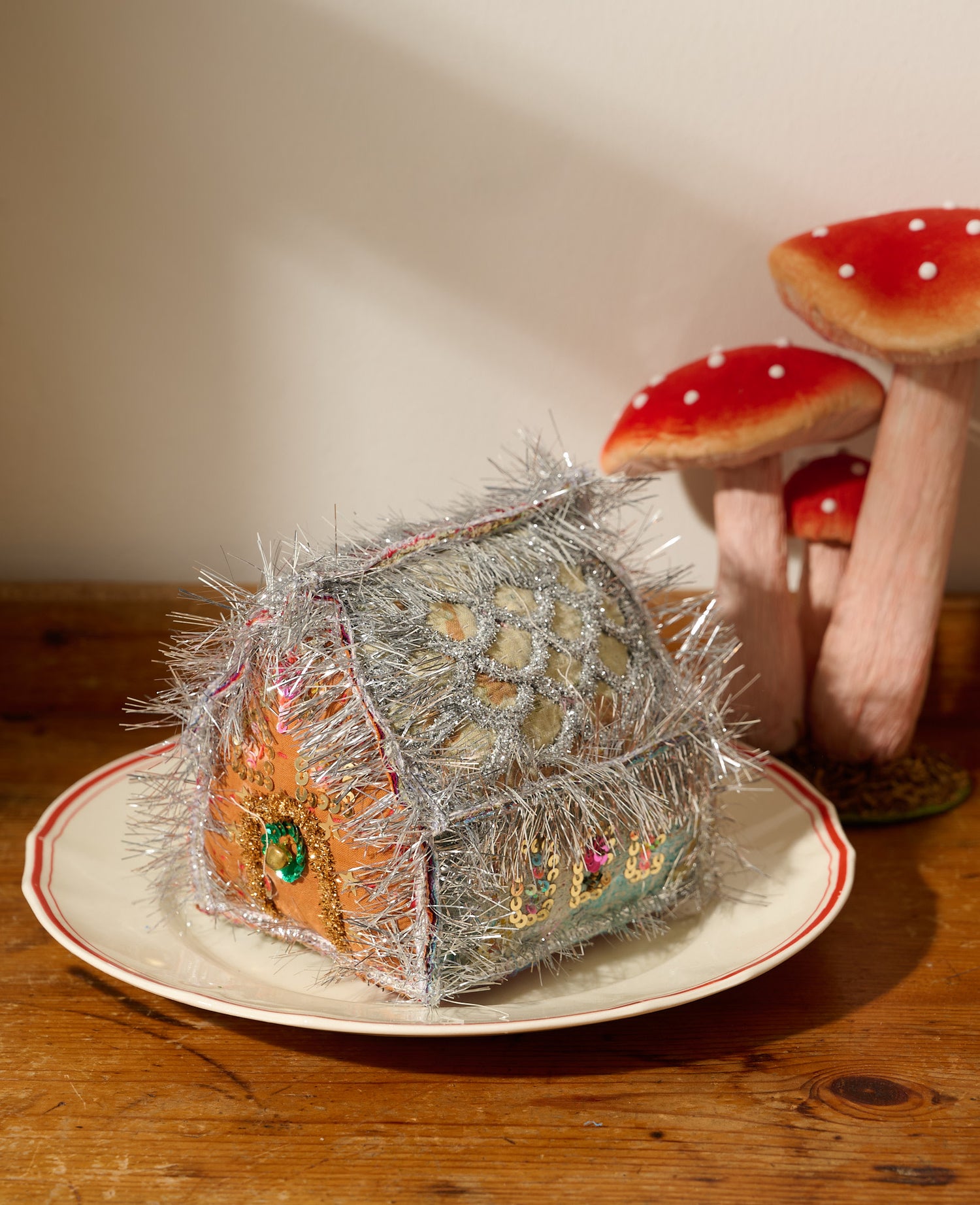 Gingerbread House - MEDIUM - No. 466
