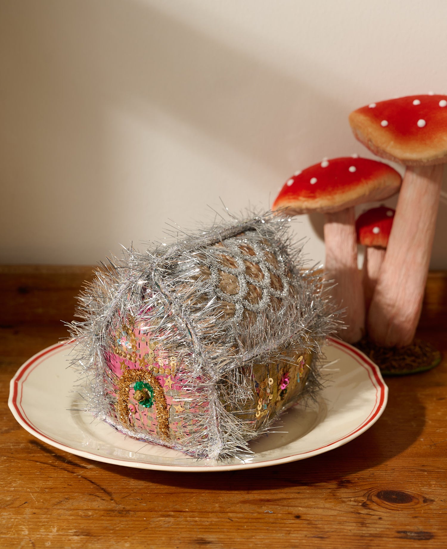 Gingerbread House - MEDIUM - No. 474