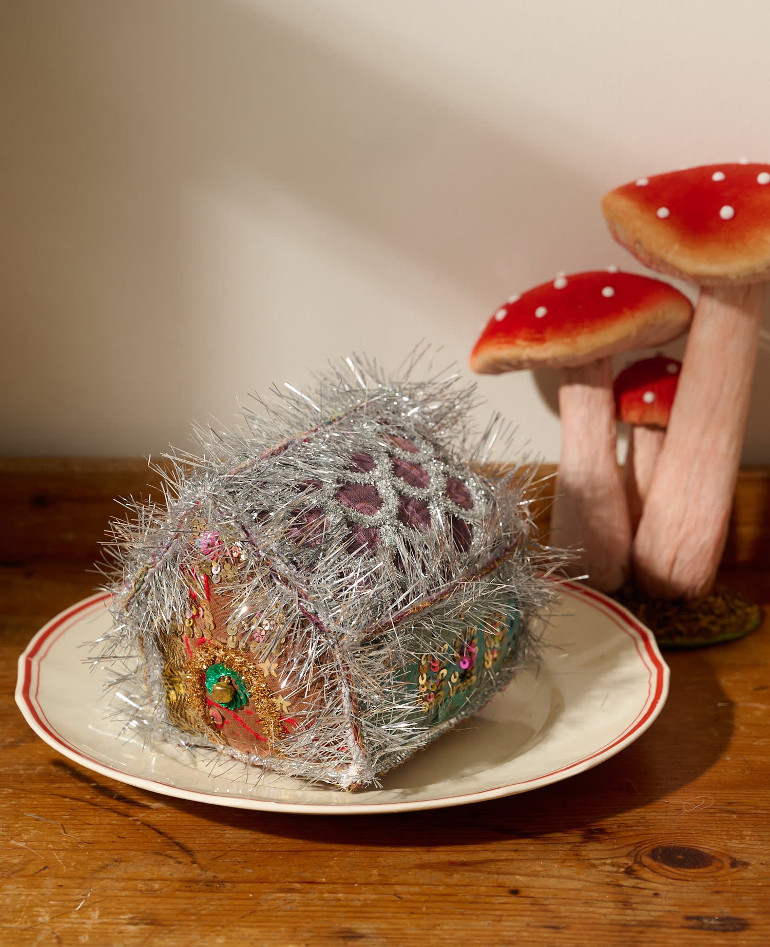 Gingerbread House - MEDIUM - No. 551