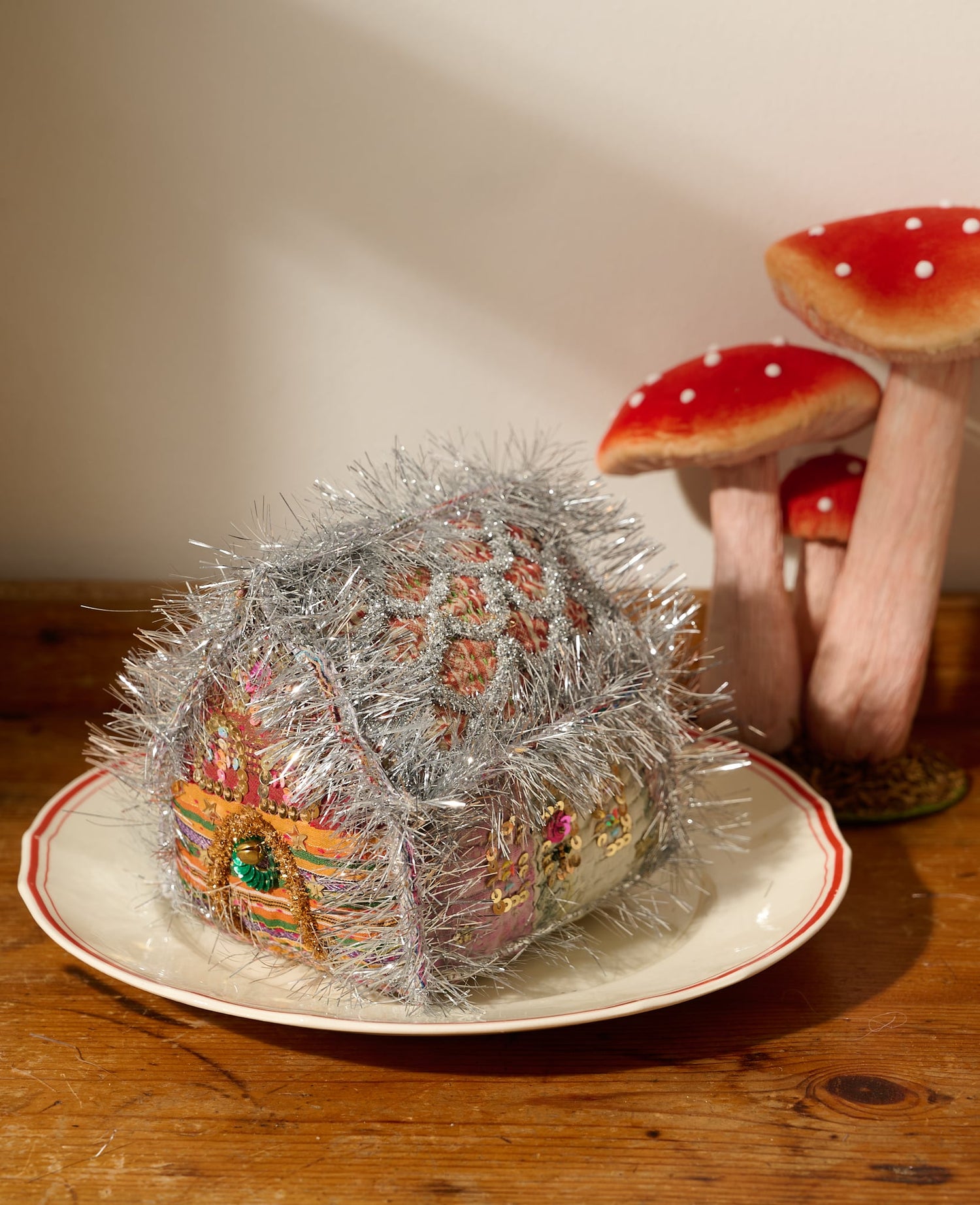 Gingerbread House - MEDIUM - No. 554