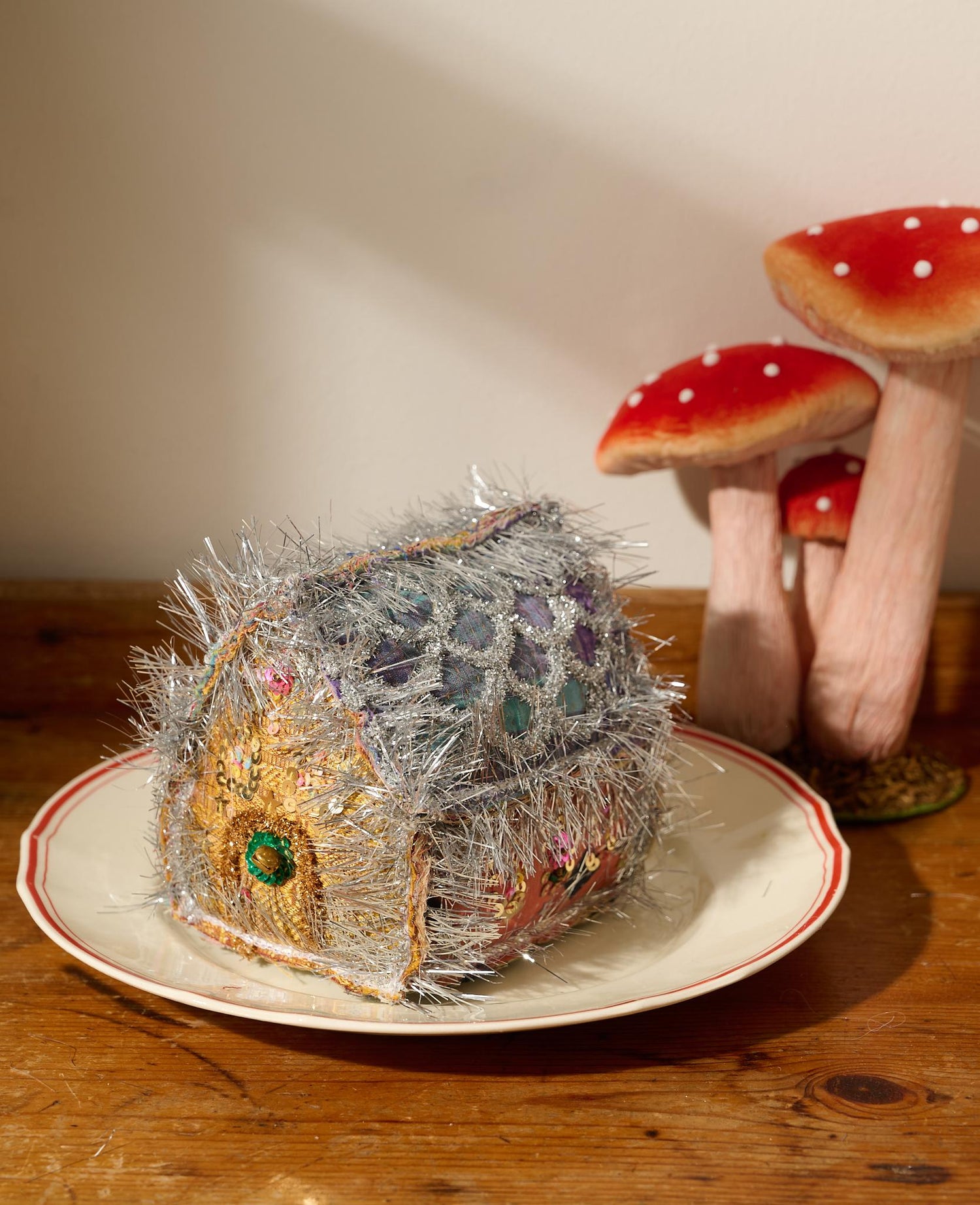 Gingerbread House - MEDIUM - No. 561