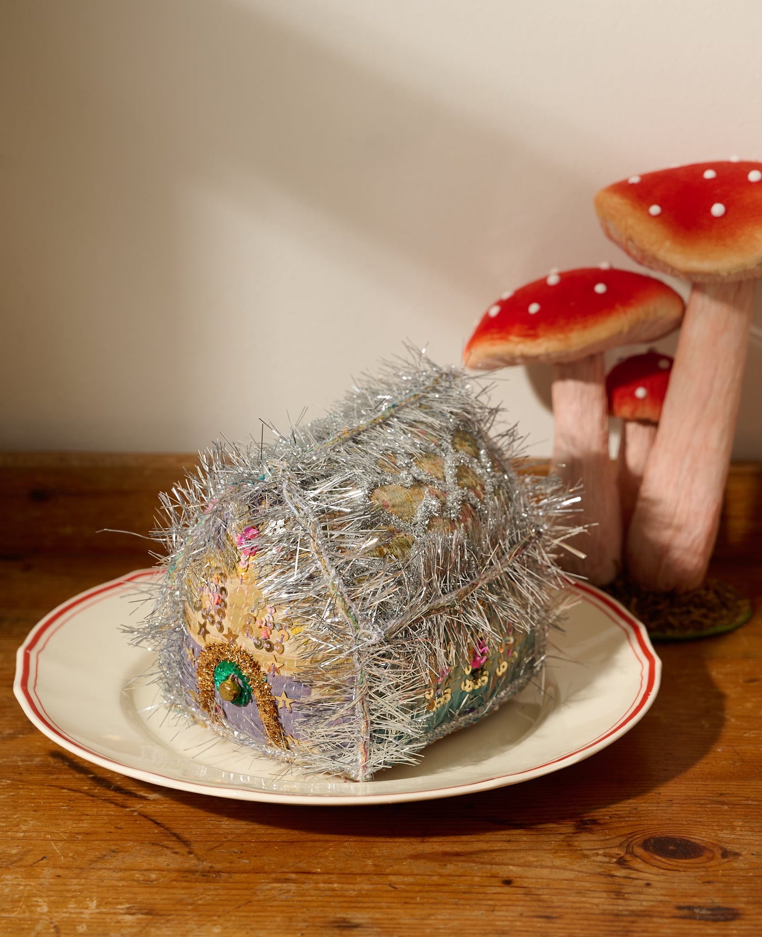 Gingerbread House - MEDIUM - No. 568