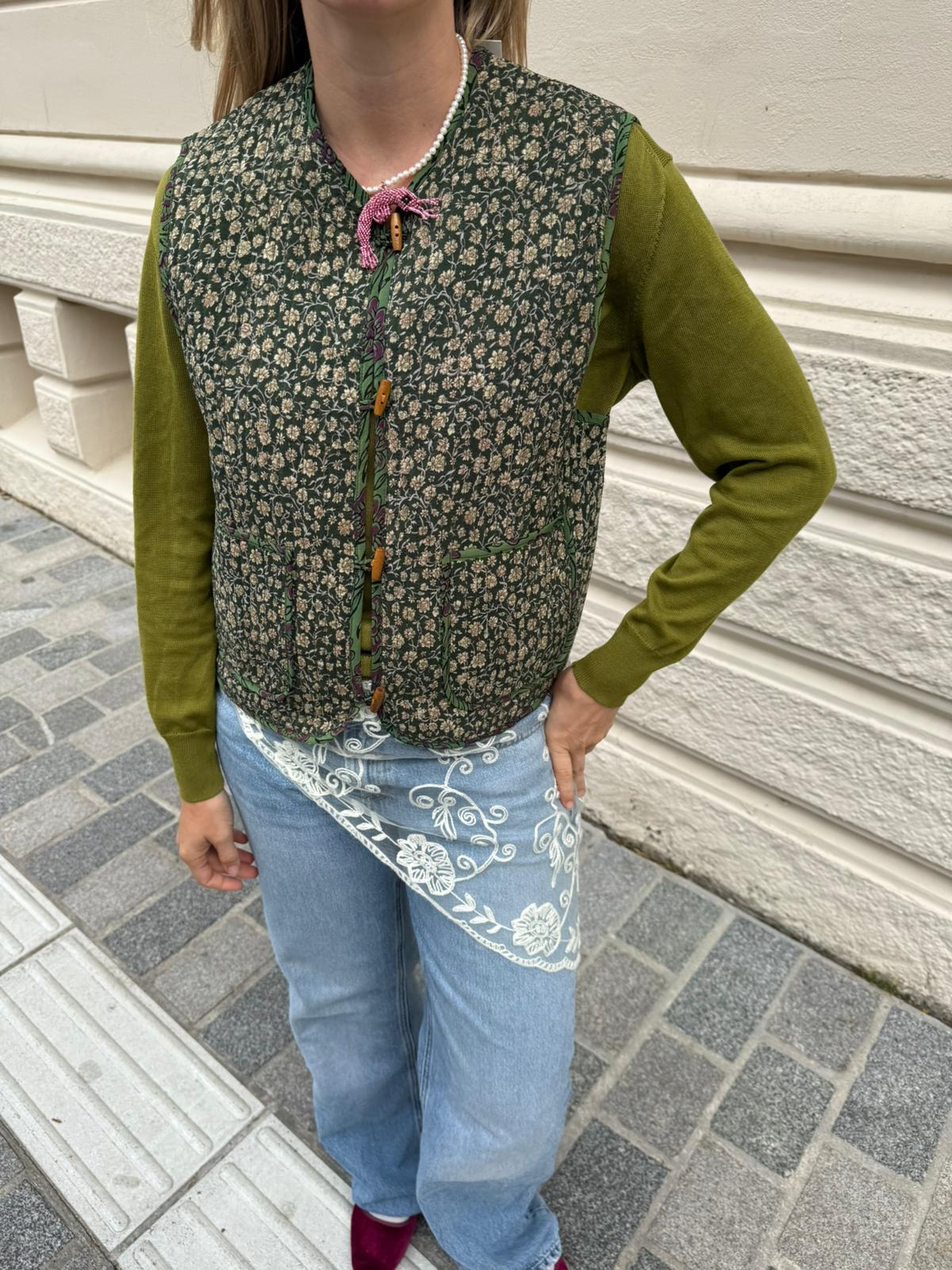 Amalie SILK Vest - No. 166