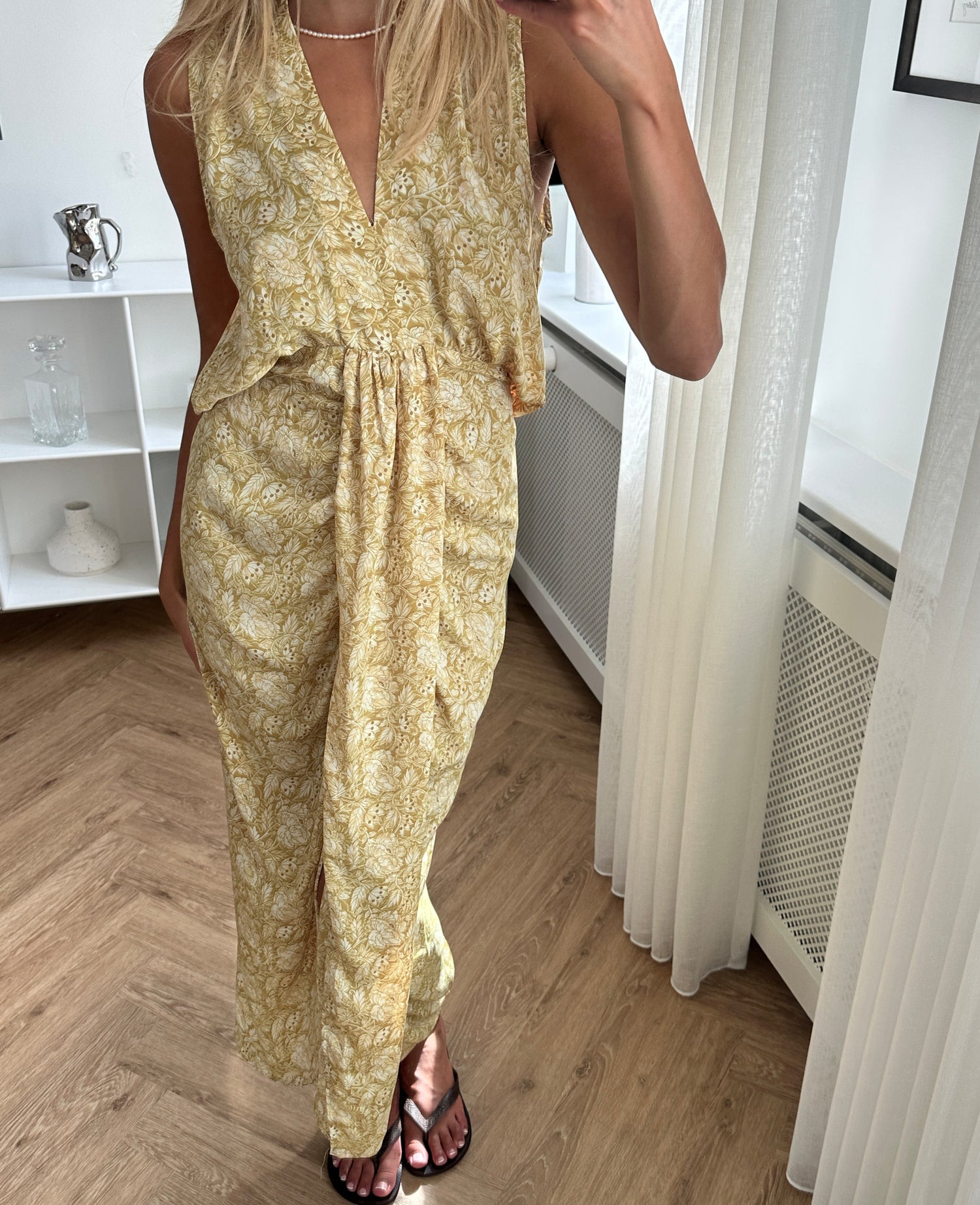 Uno Dress - No. 77