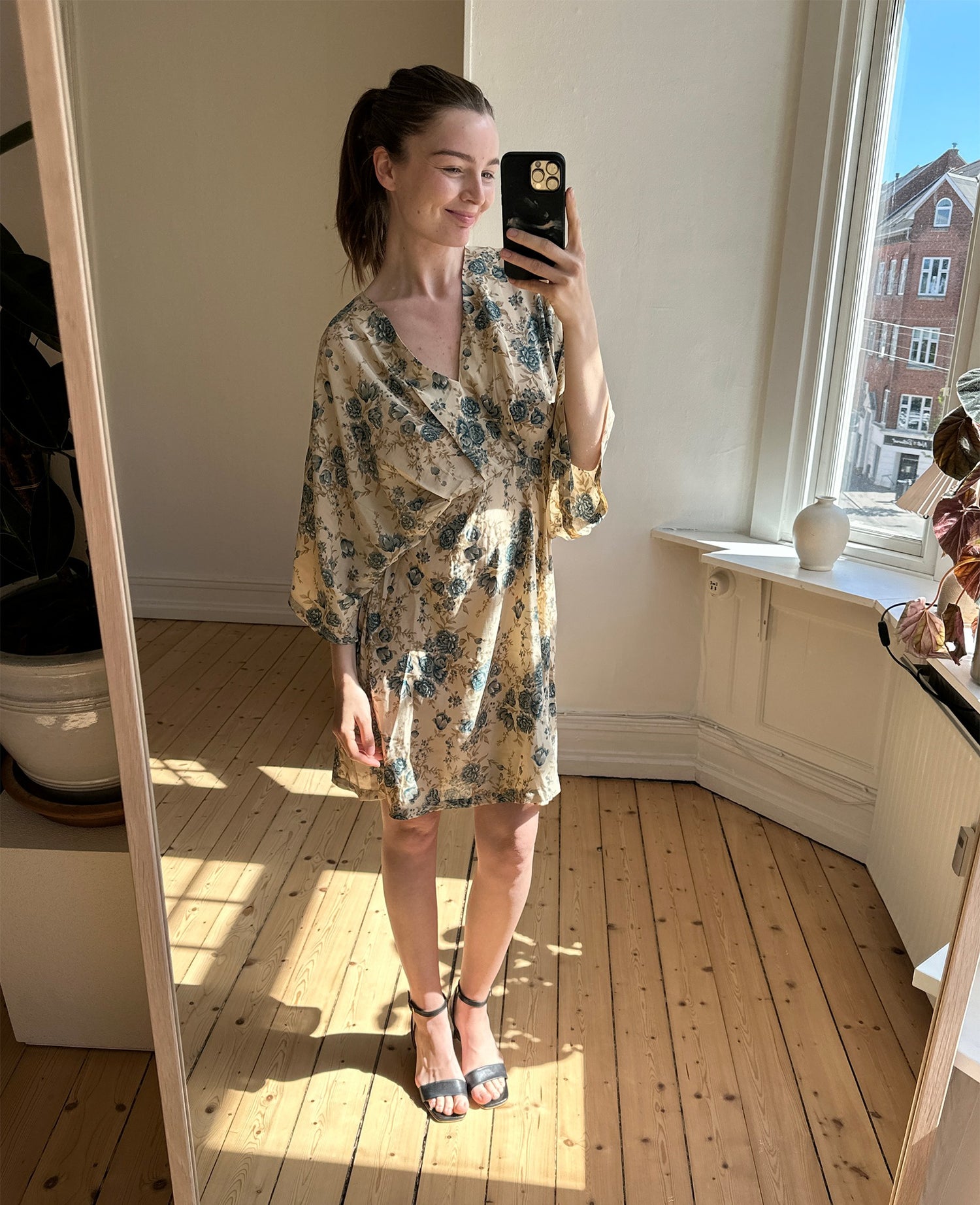 Rodrigo Short Dress - No. 6