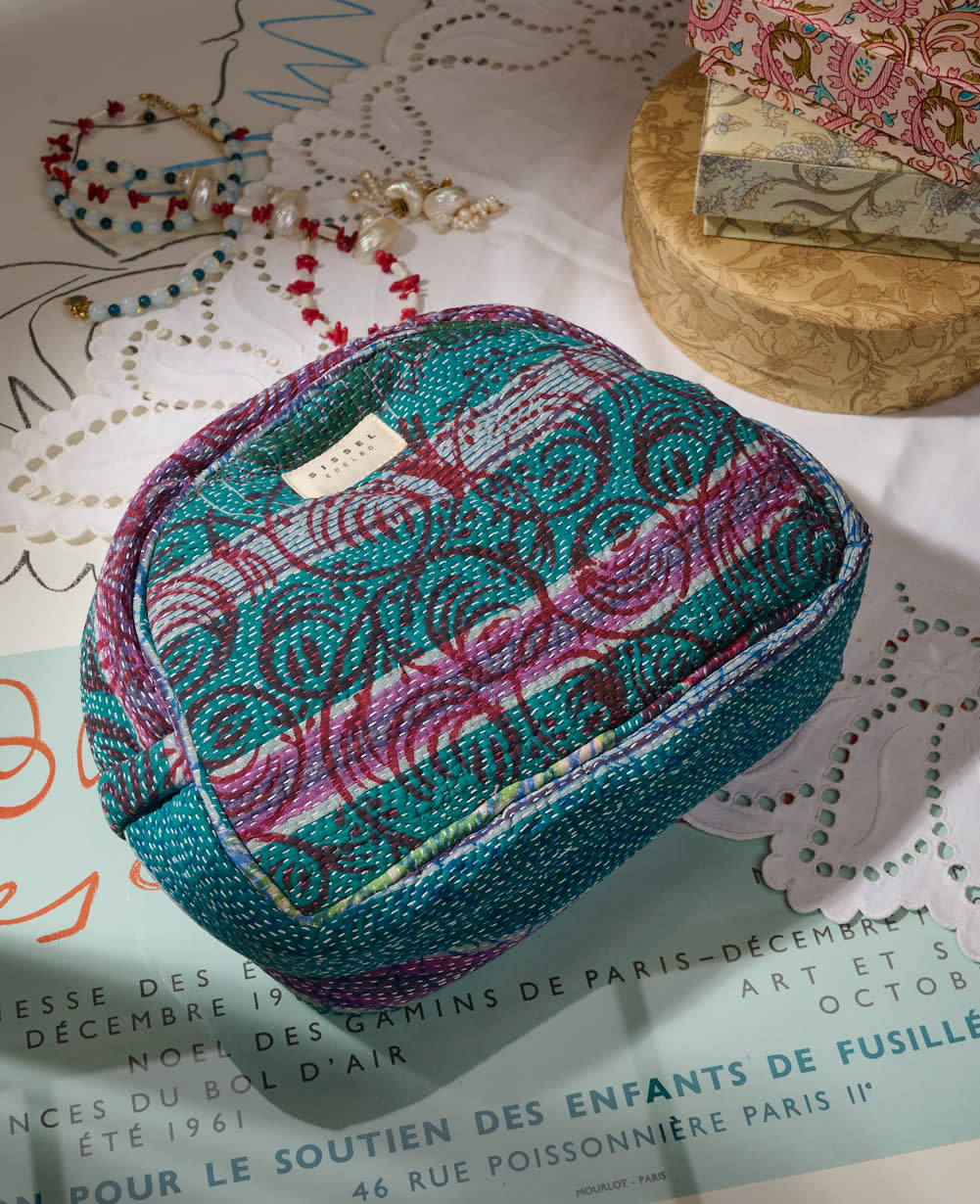 Karla Wash Bag - No. 316