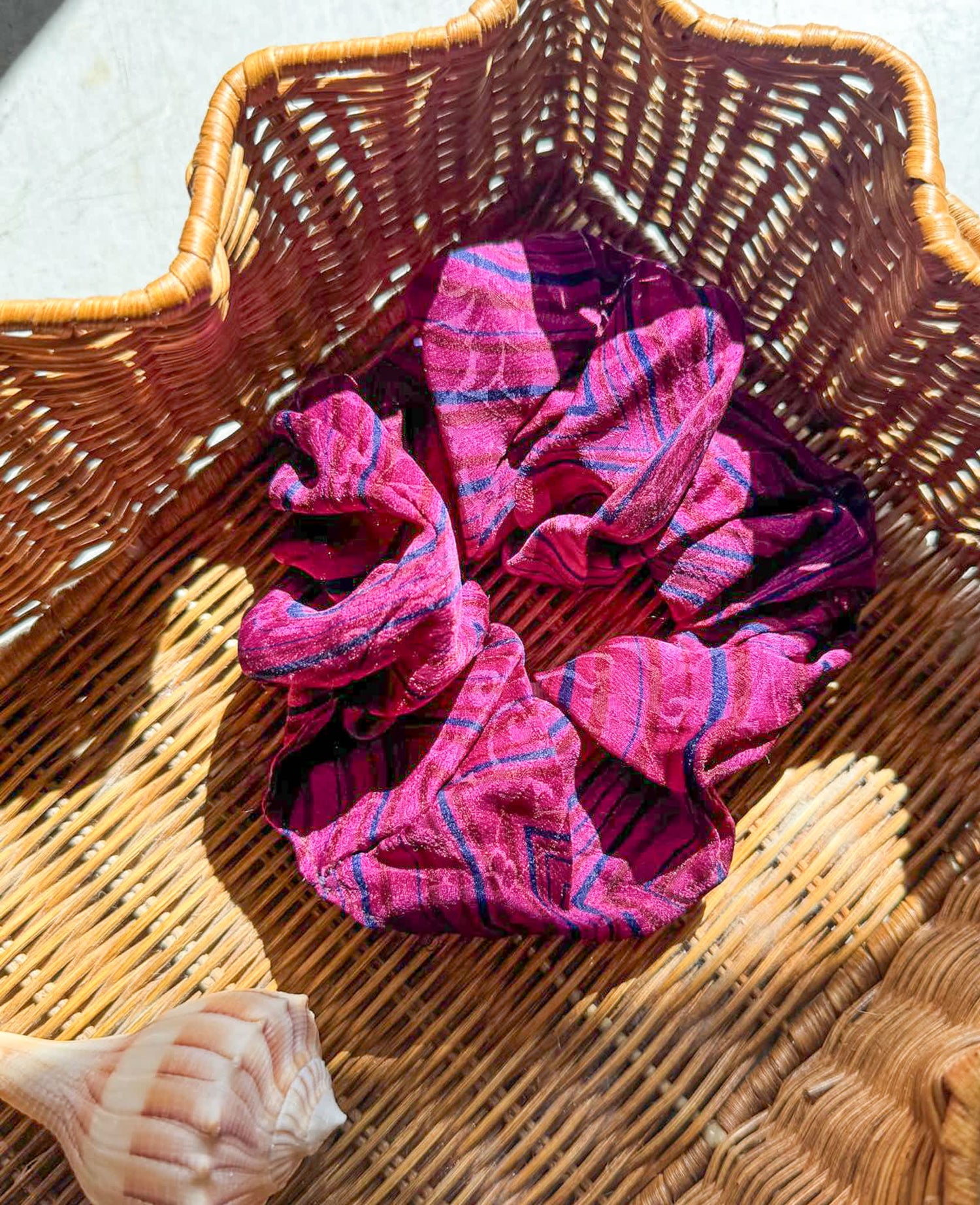 Meadow SILK Scrunchie - No. 23