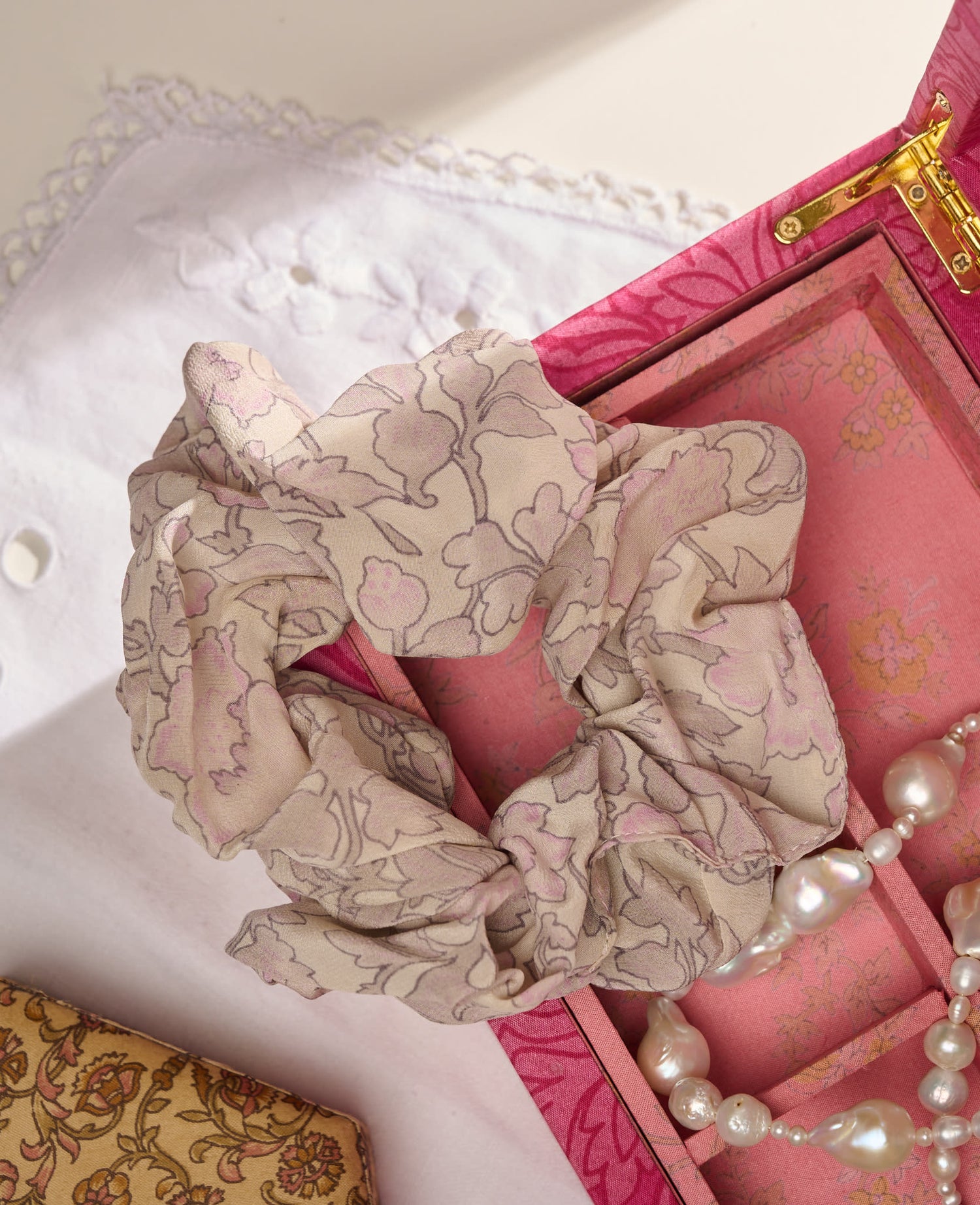 Meadow SILK Scrunchie - No. 68