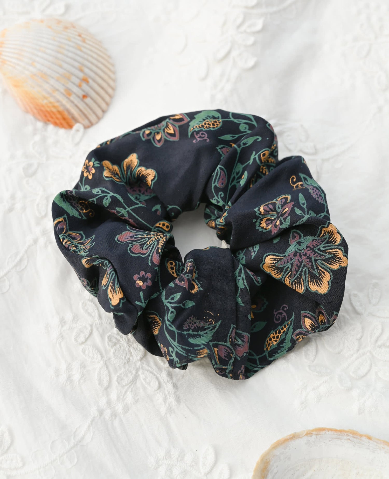 Meadow SILK Scrunchie - No. 98