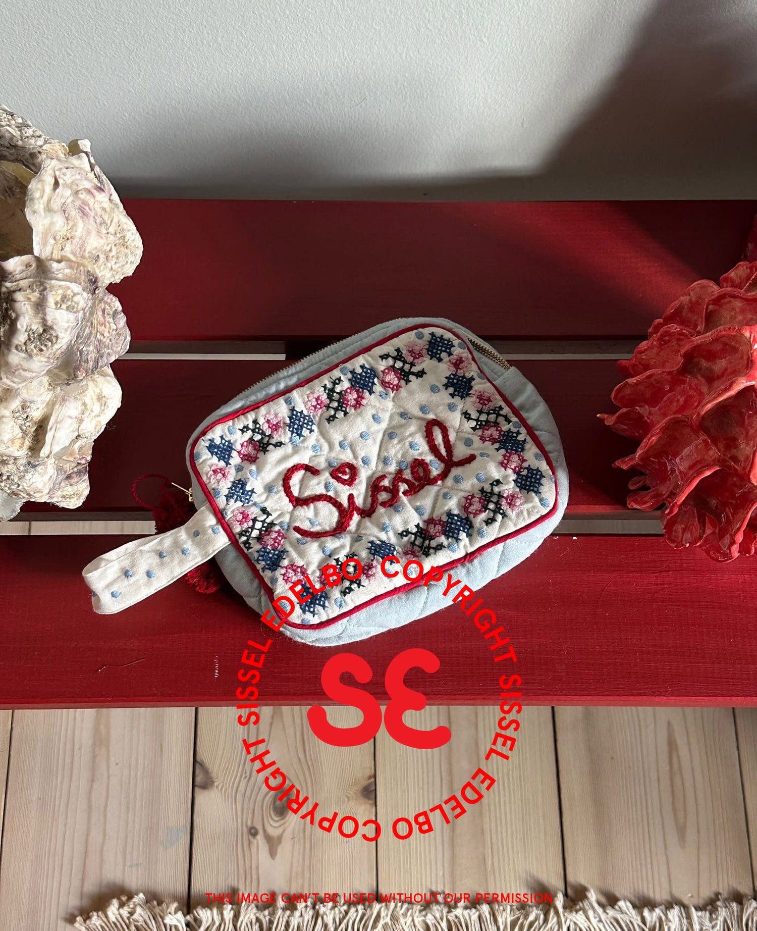 Yara Cosmetic Bag - Baby Blue