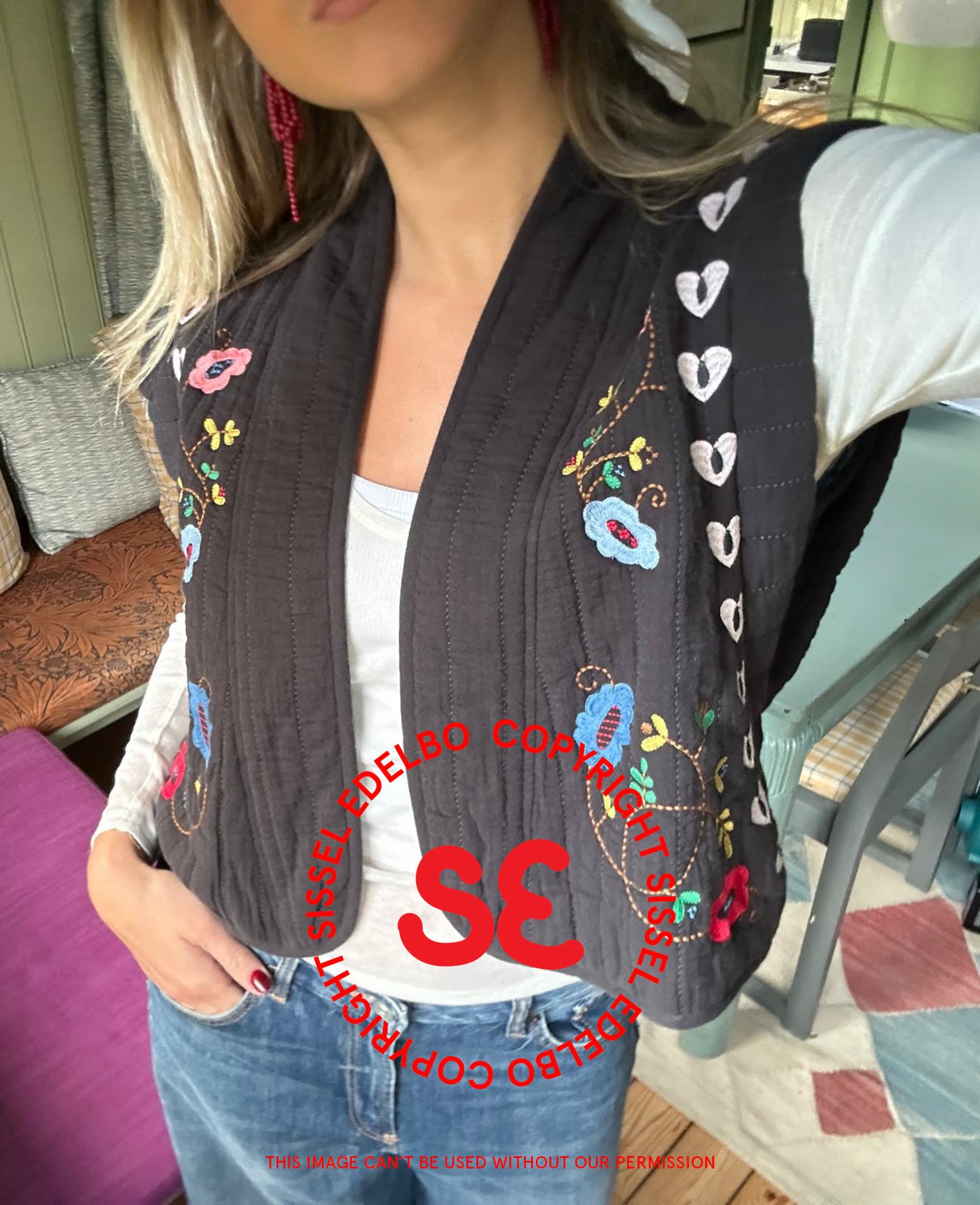 Samira Vest - Almost Black