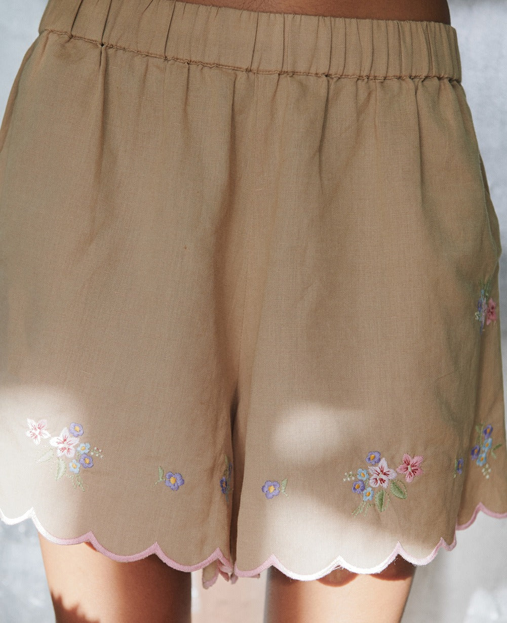 Bellisima Shorts - Light Hazel