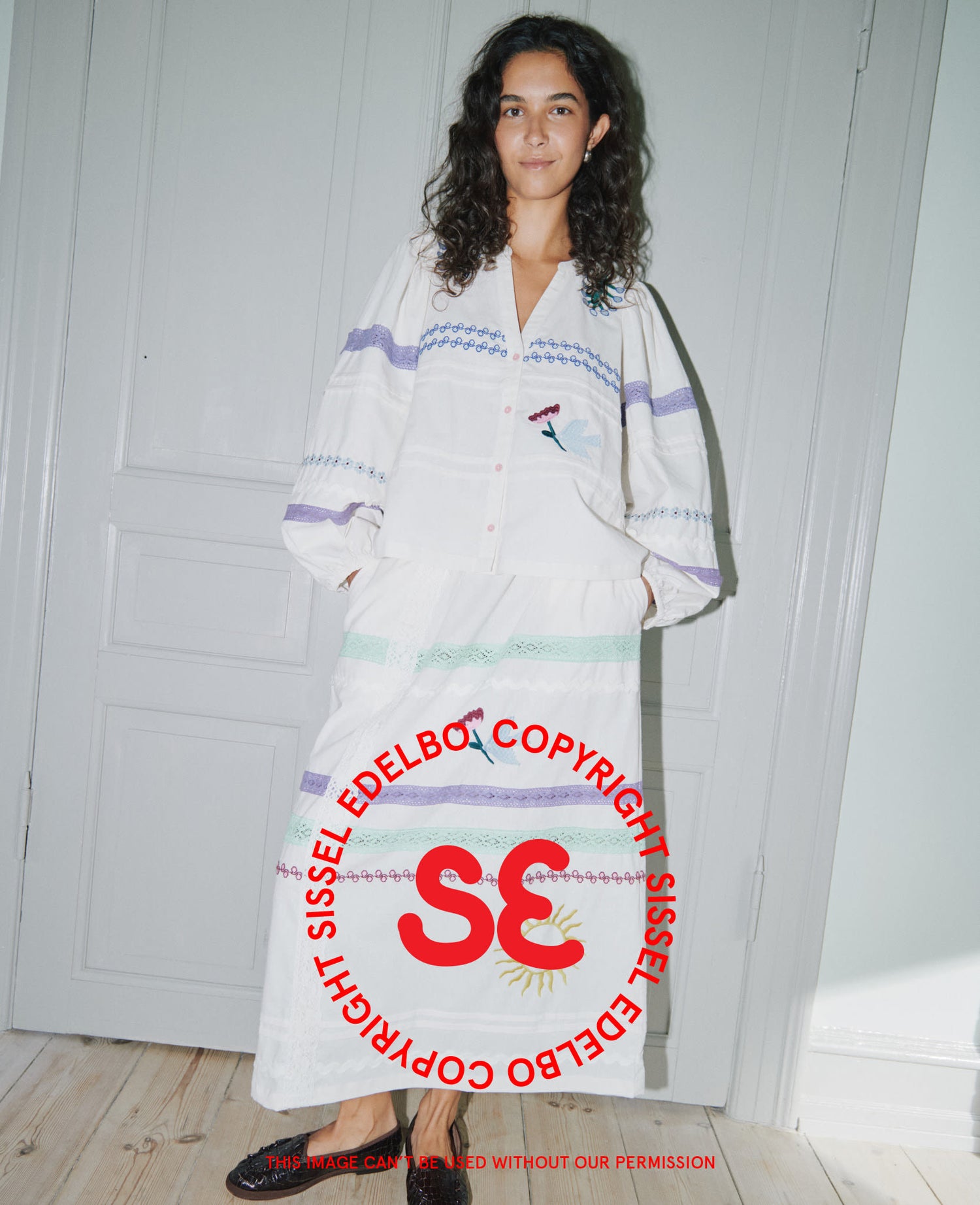 Isha Skirt - Snow White