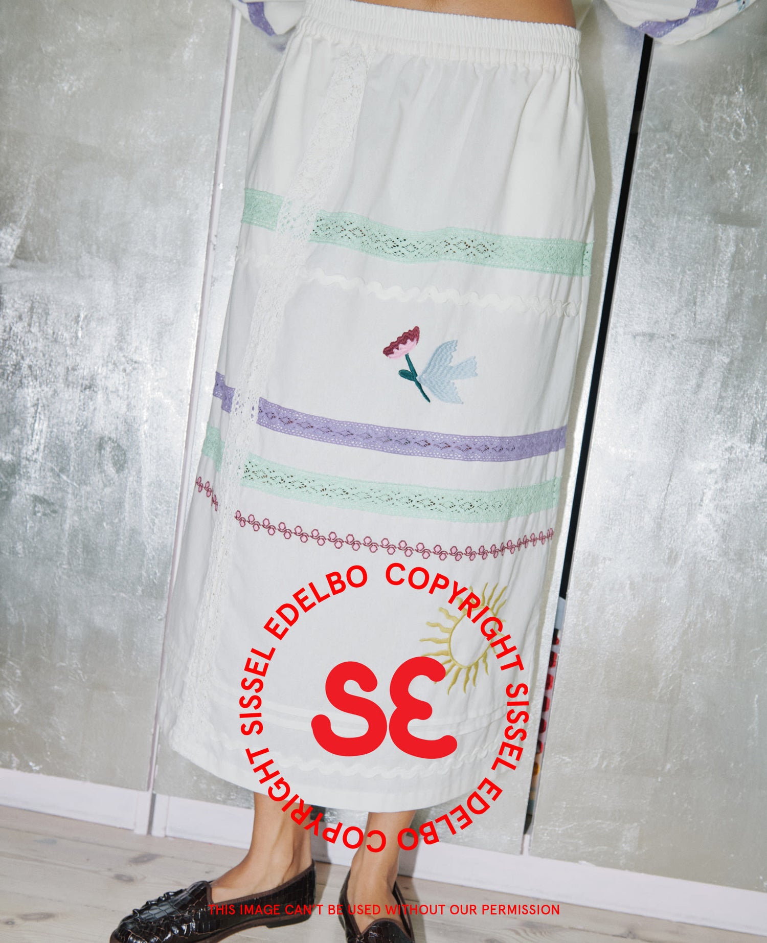 Isha Skirt - Snow White