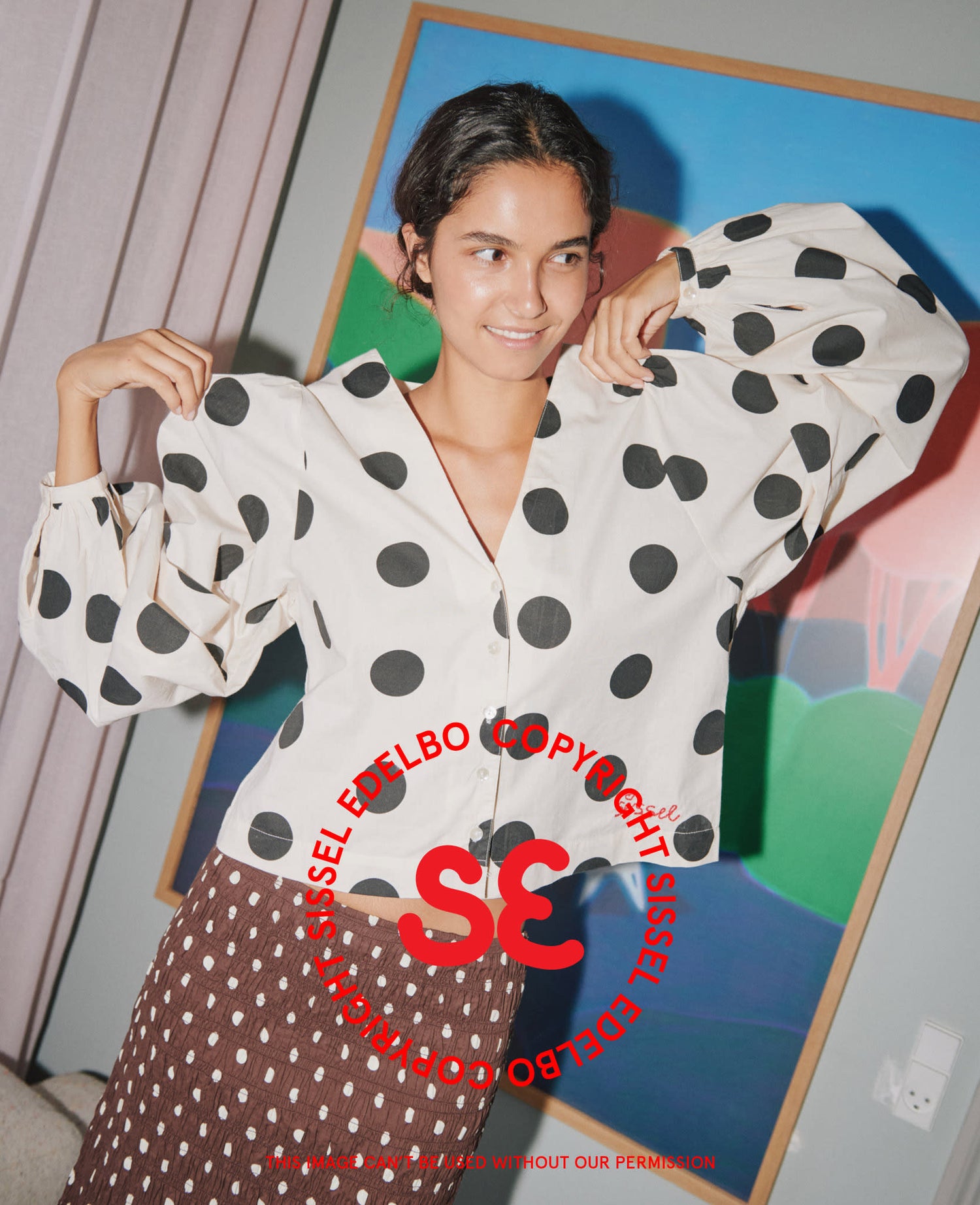 Ea Shirt - Black Dot