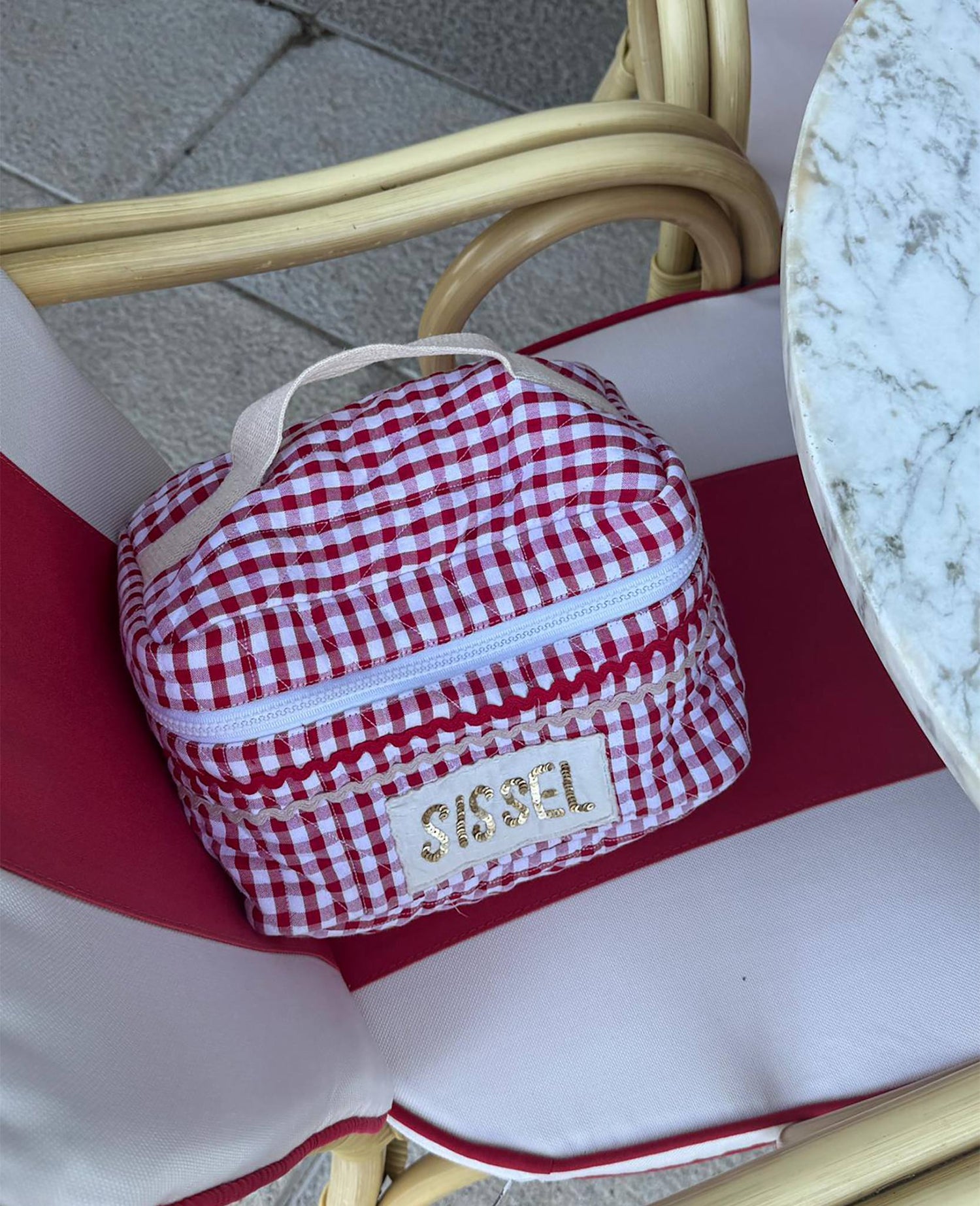 Sissel Bucket Bag - Red Checks