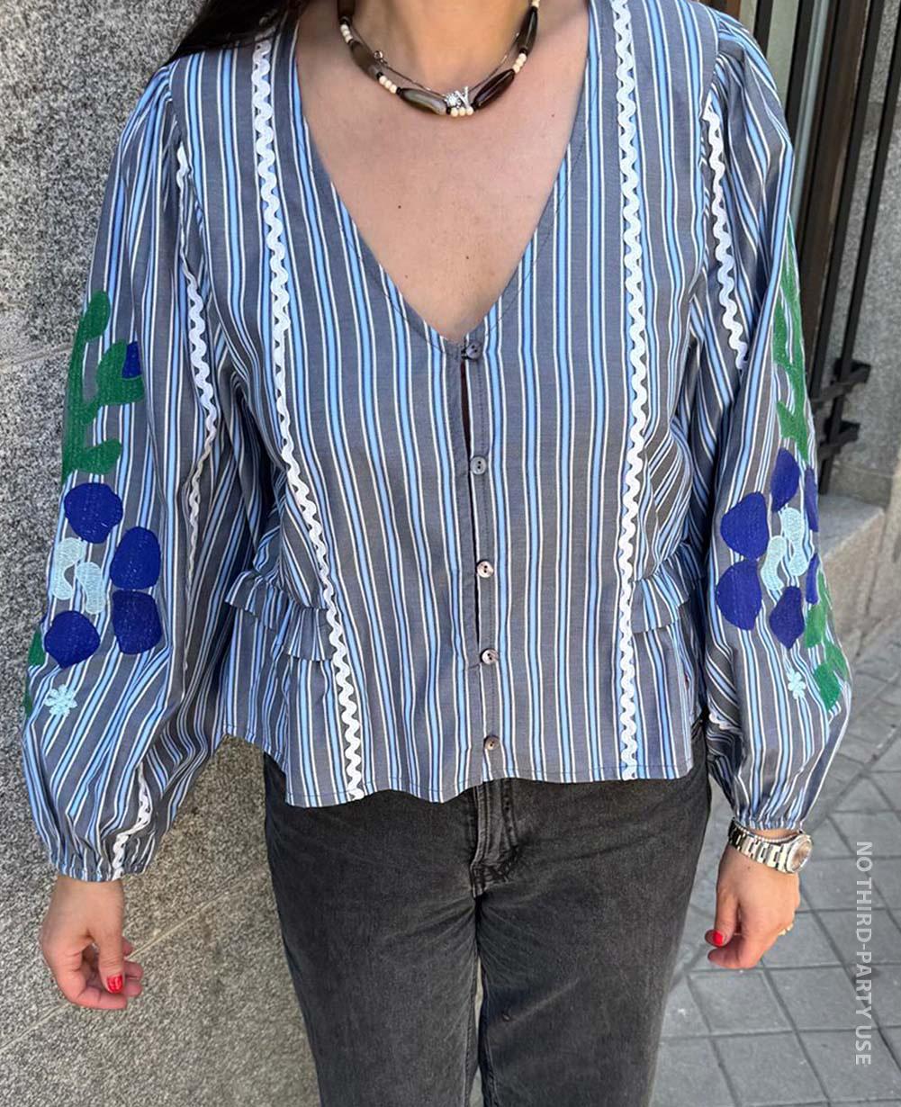 Veda Top - Grey Stripes