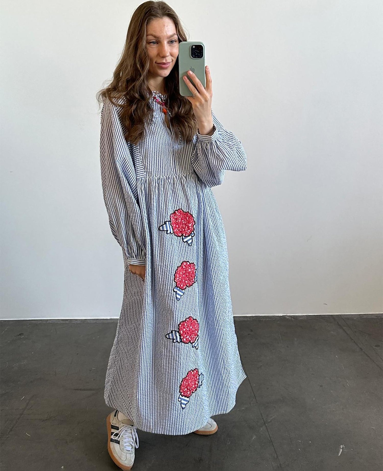 Vera Dress - Red Roses
