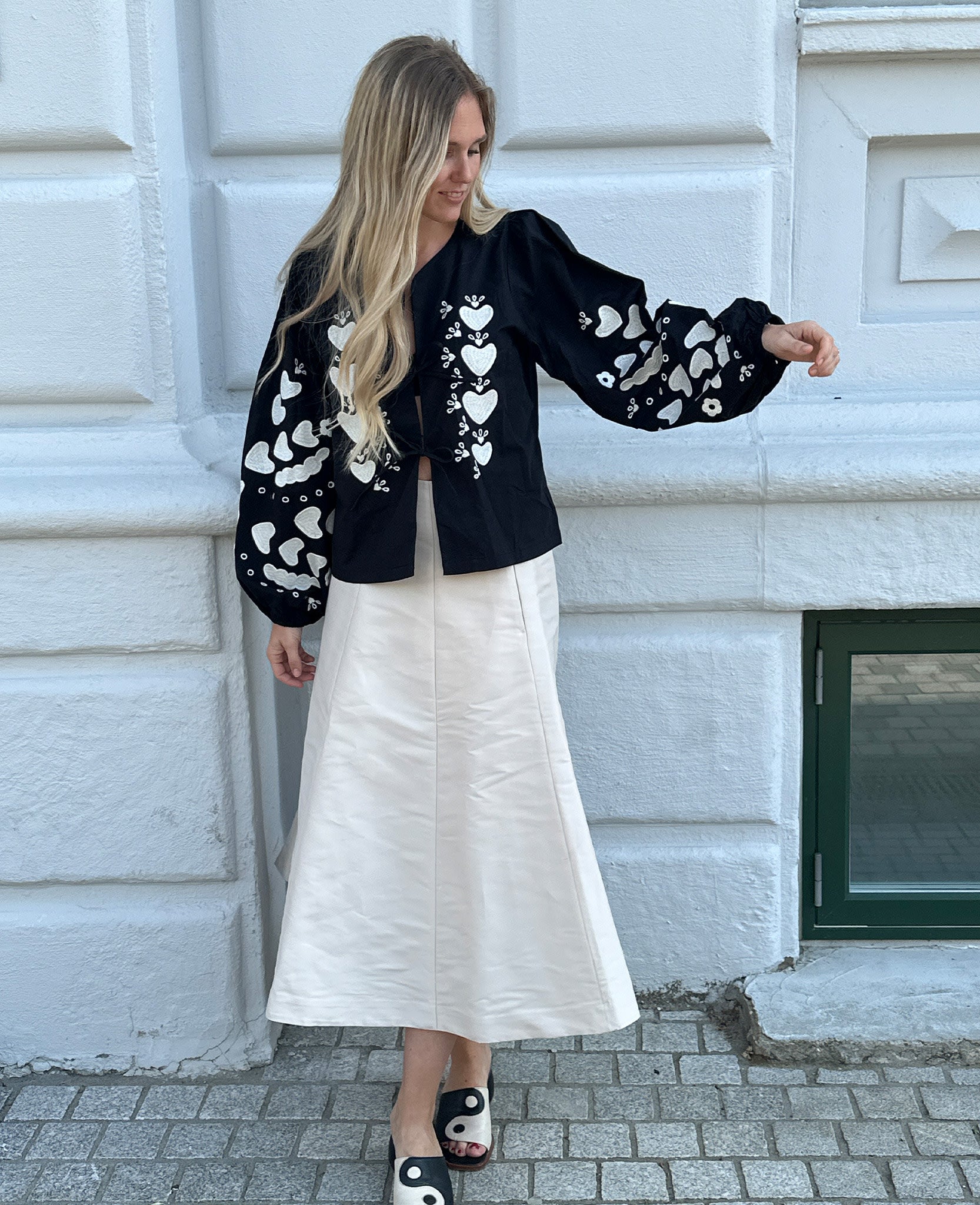 Elisabeth Top - Black W. White Swan – SISSEL EDELBO